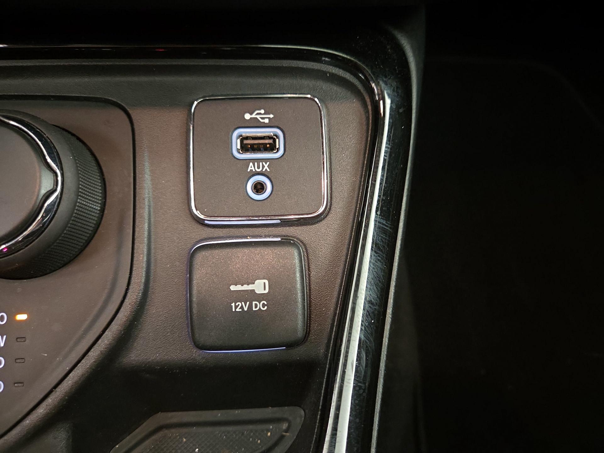 Thumbnail: 2018 Jeep Compass - 19
