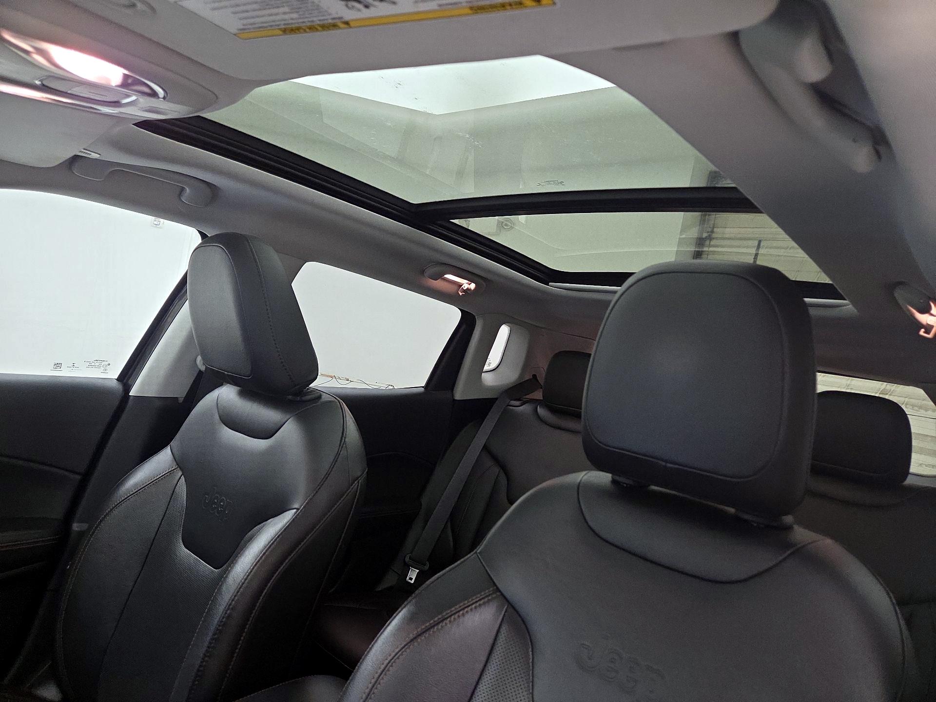 Thumbnail: 2018 Jeep Compass - 20