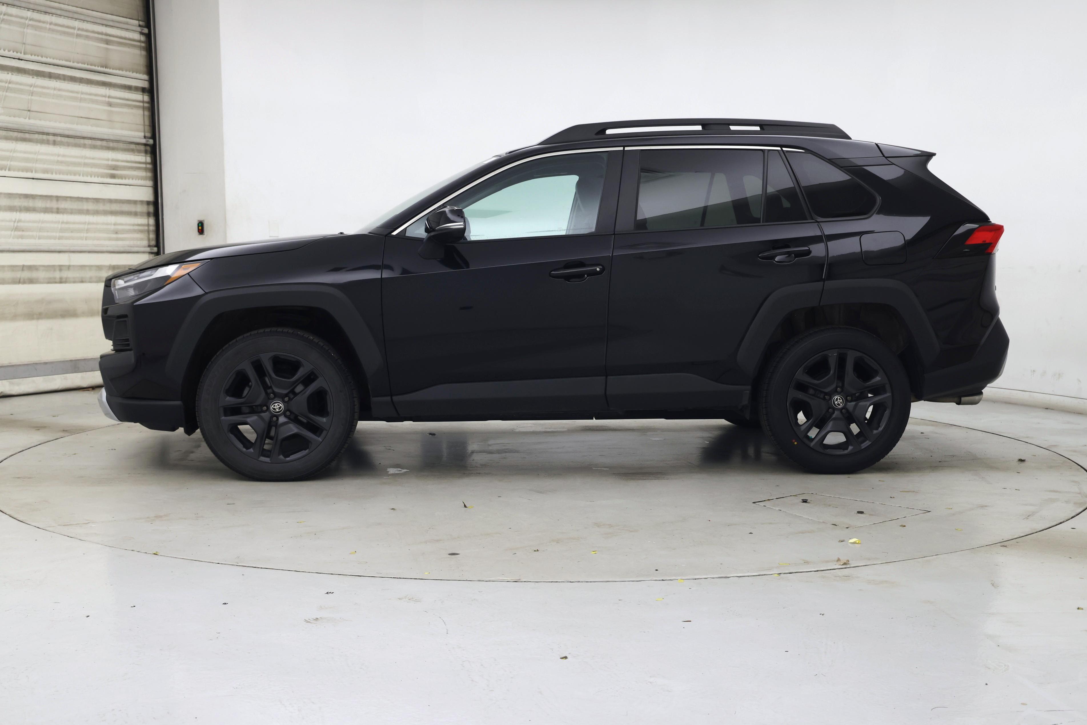 Thumbnail: 2023 Toyota RAV4 - 3
