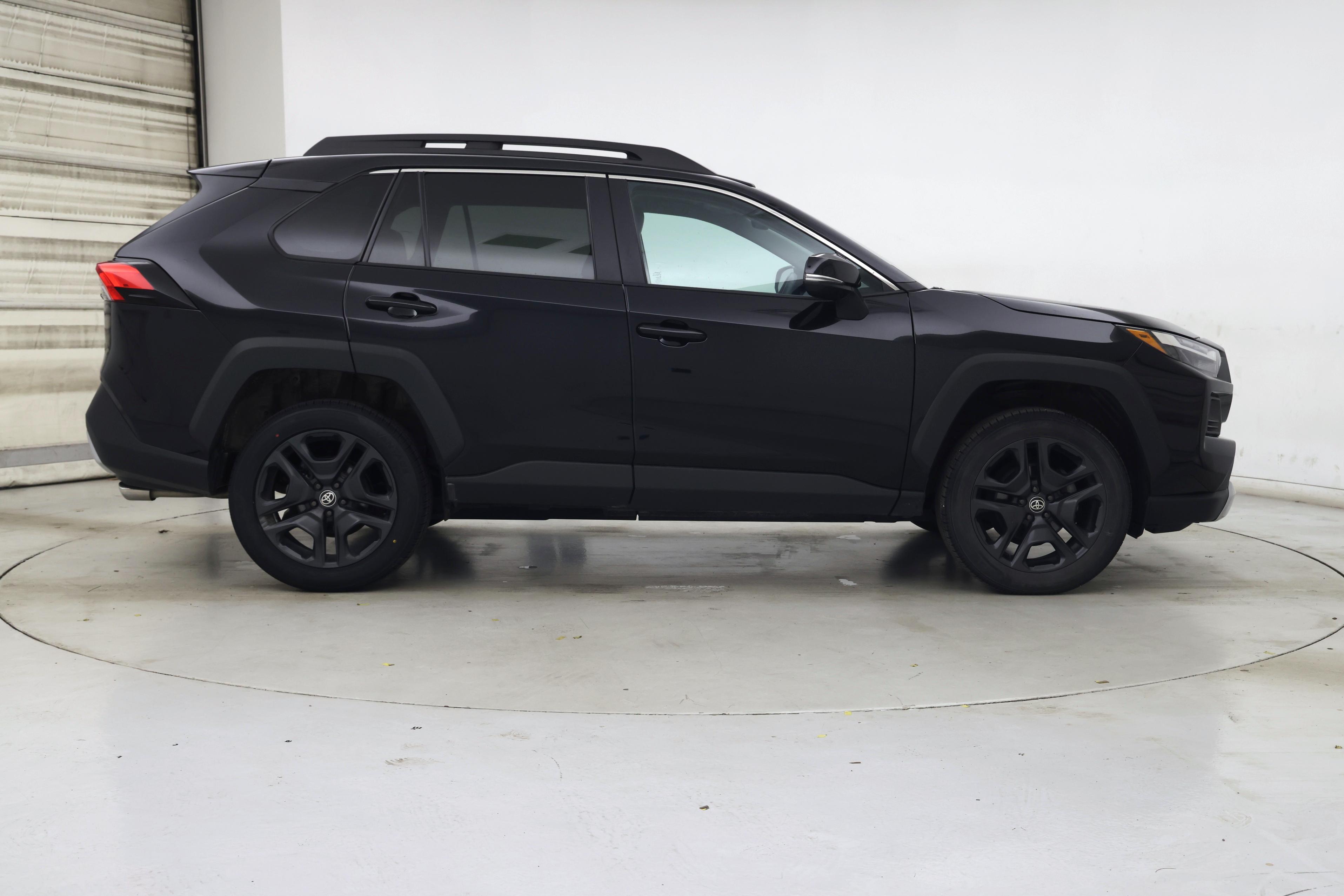 Thumbnail: 2023 Toyota RAV4 - 7