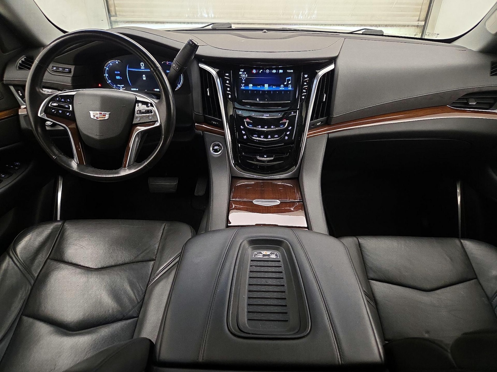 2019 Cadillac Escalade Luxury - Photo 11