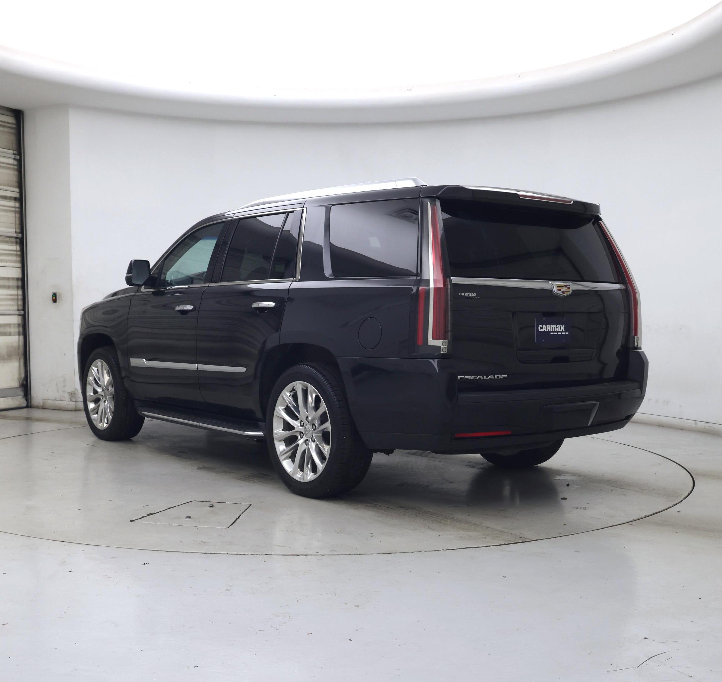 Thumbnail: 2019 Cadillac Escalade - 2