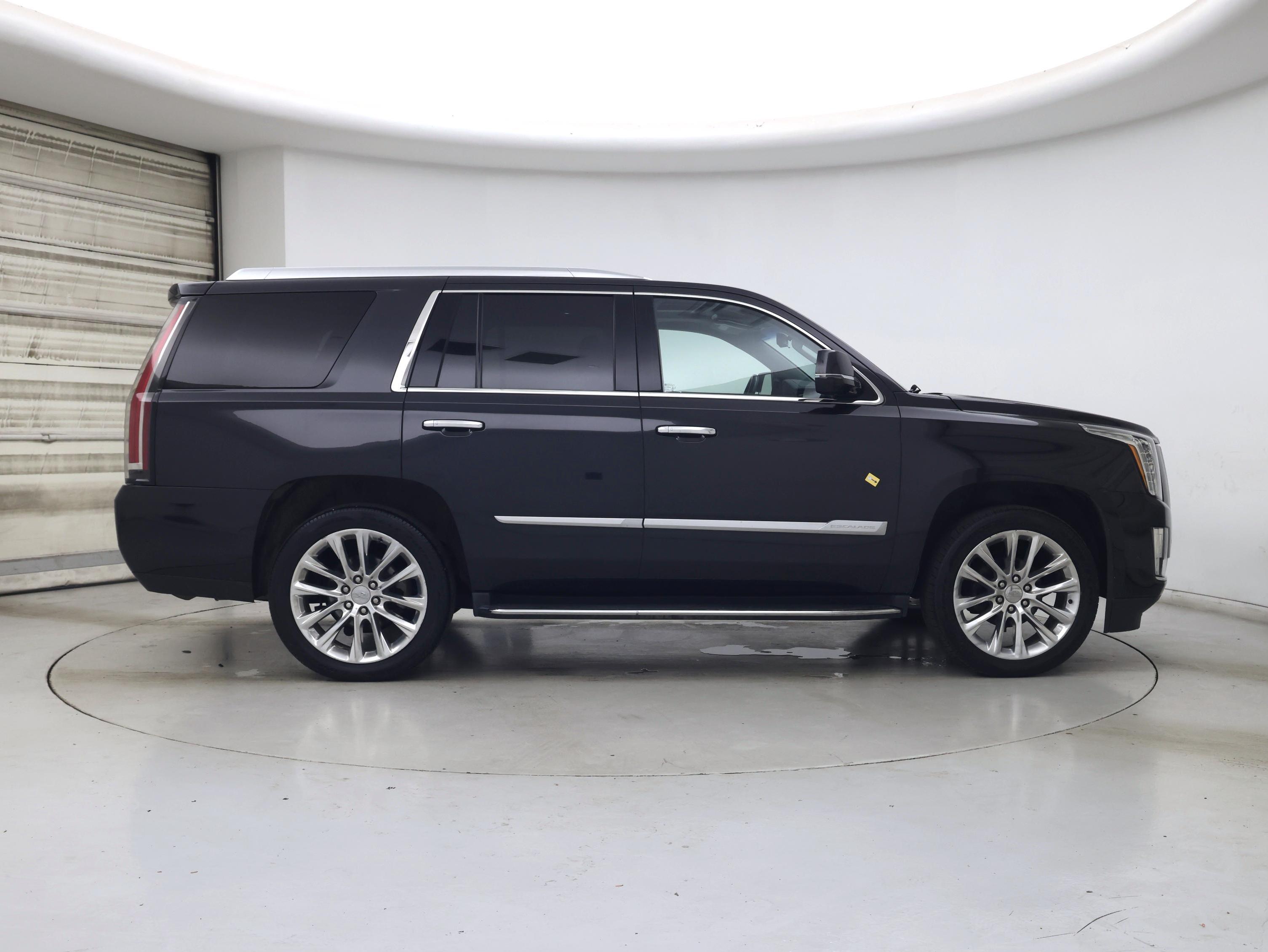 Thumbnail: 2019 Cadillac Escalade - 7