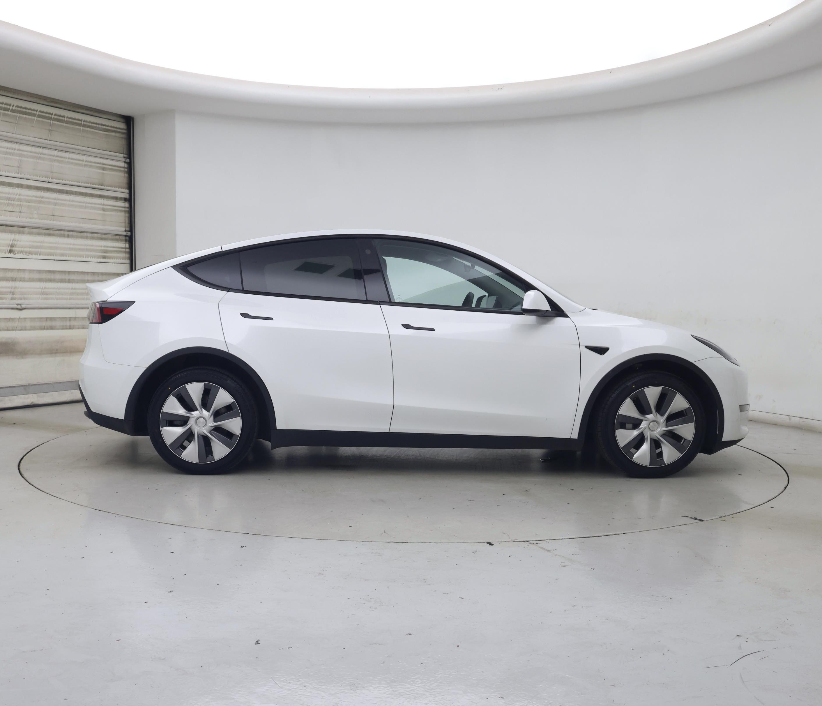 Thumbnail: 2023 Tesla Model Y - 7