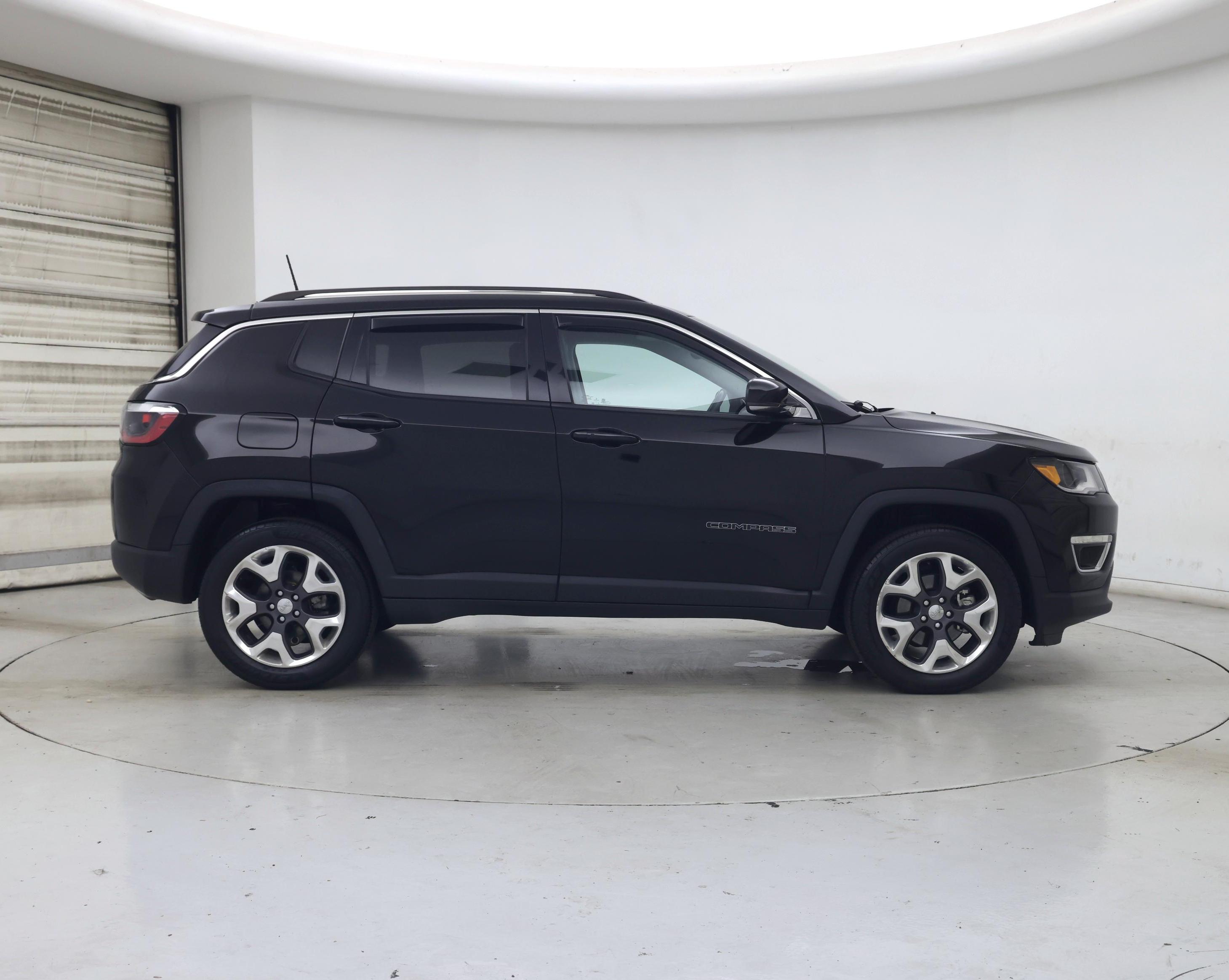 Thumbnail: 2018 Jeep Compass - 7