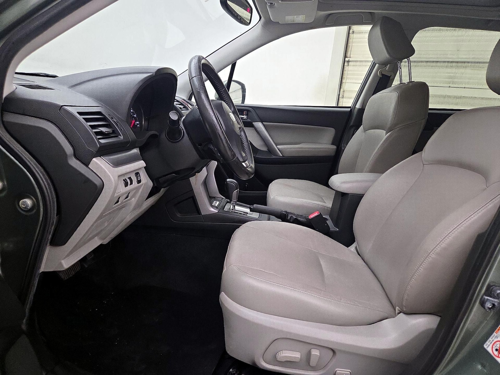 2015 Subaru Forester i Limited - Photo 12