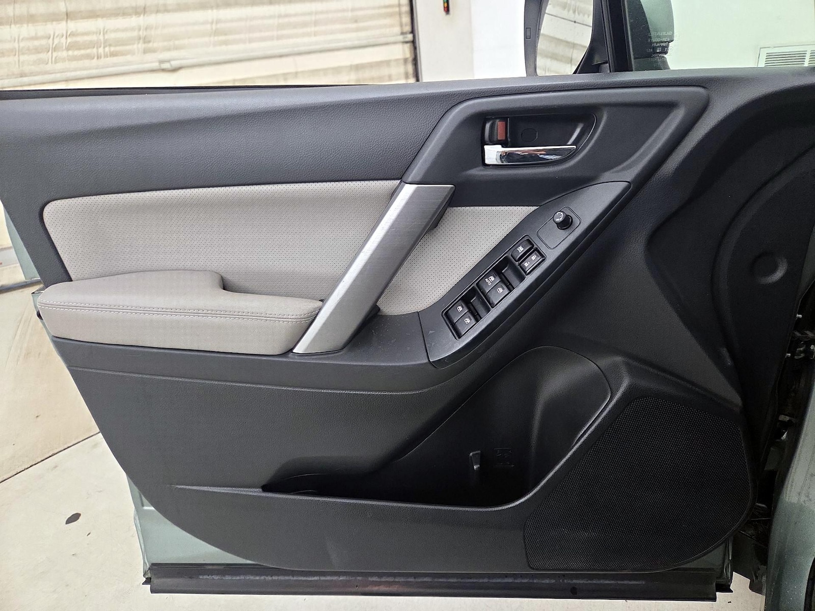 2015 Subaru Forester i Limited - Photo 13