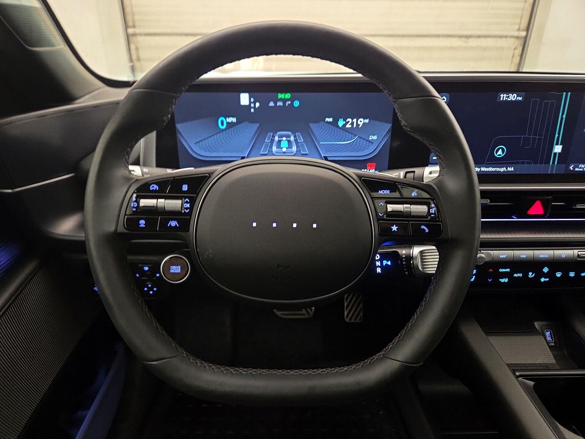 Thumbnail: 2023 Hyundai Ioniq 6 - 10