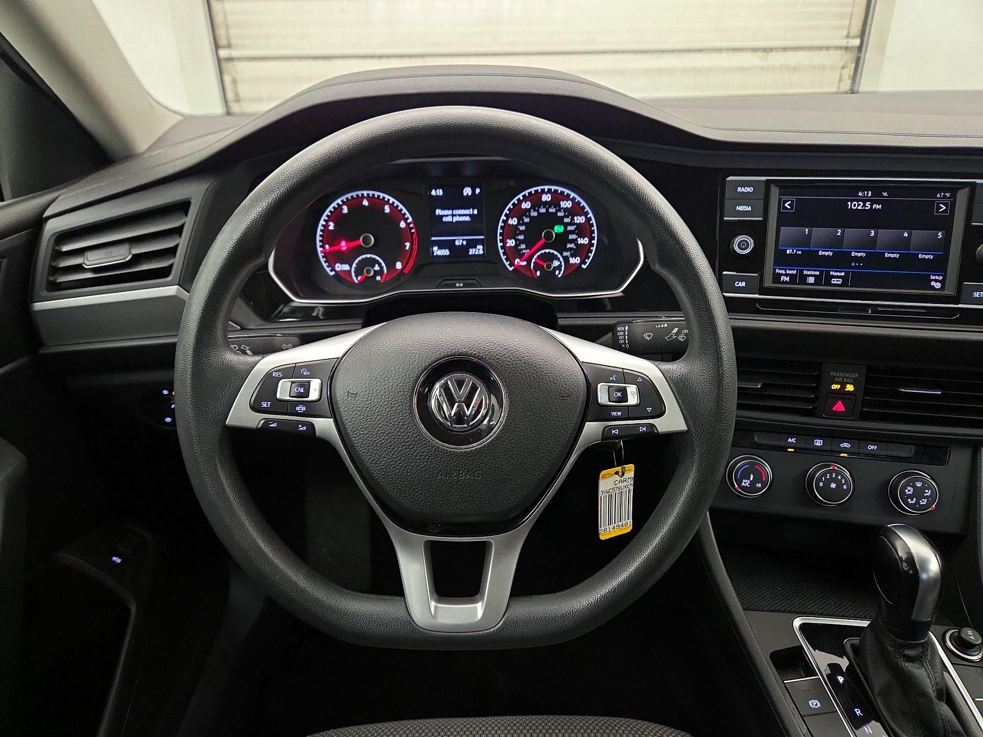 Thumbnail: 2019 Volkswagen Jetta - 10