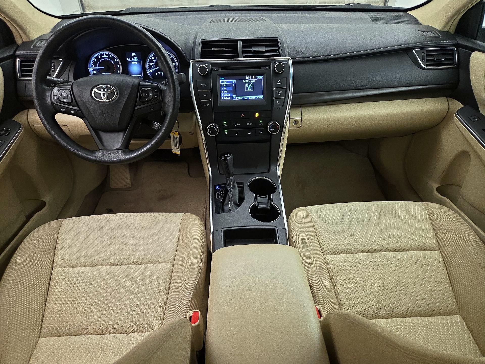 Thumbnail: 2016 Toyota Camry - 9