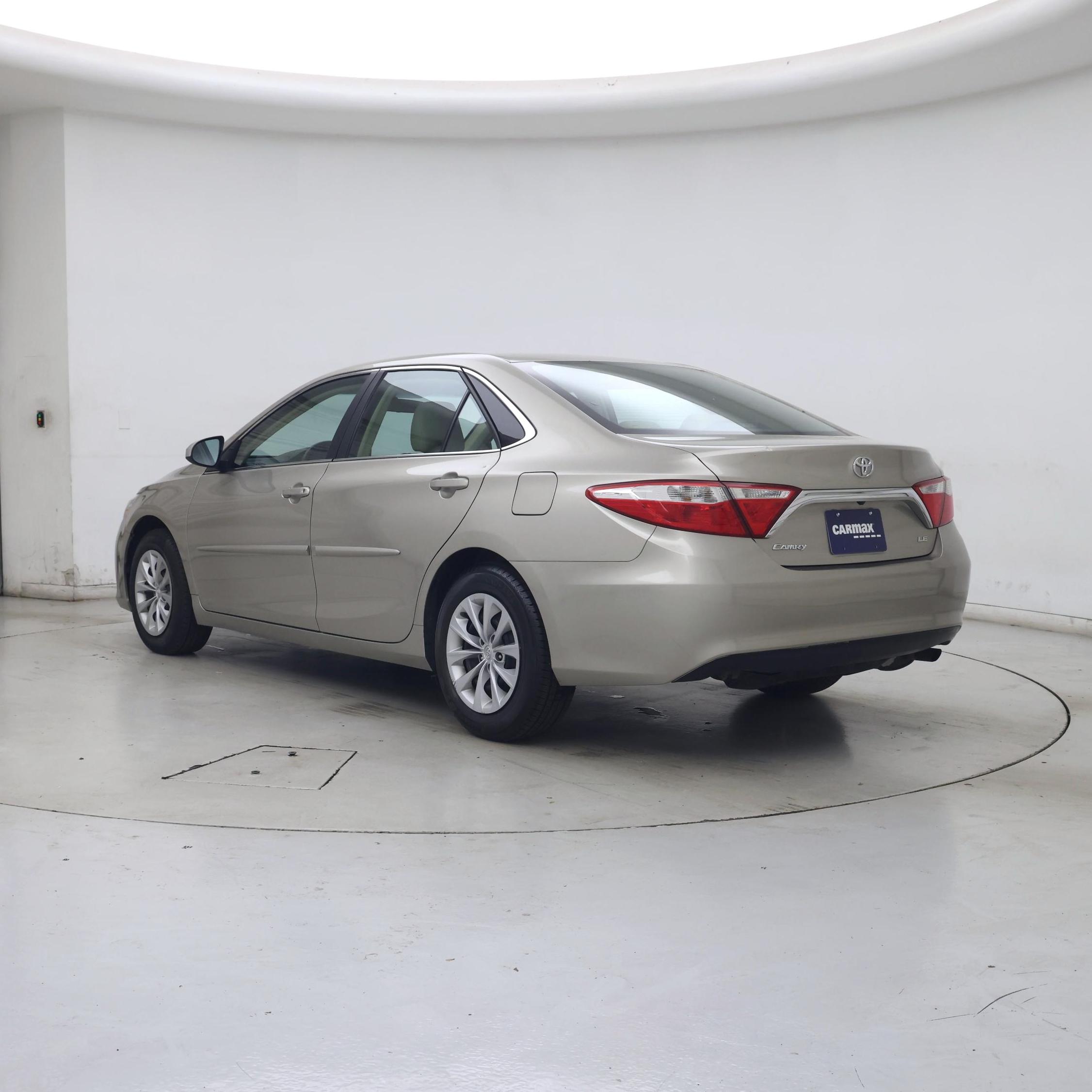Thumbnail: 2016 Toyota Camry - 2