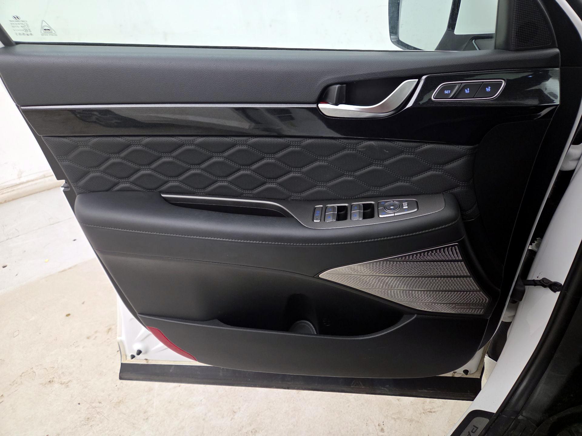 Thumbnail: 2022 Hyundai Palisade - 12