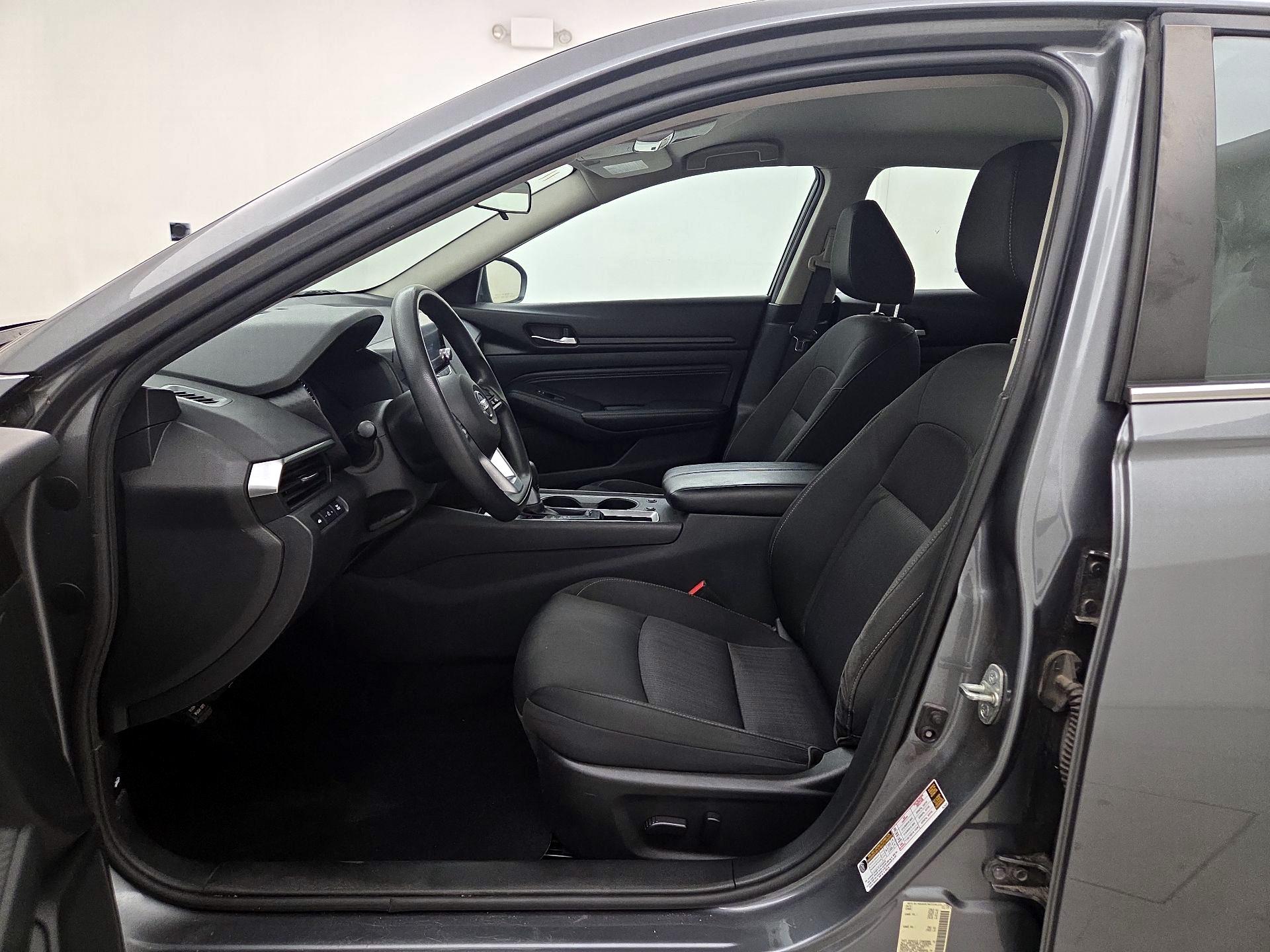 Thumbnail: 2019 Nissan Altima - 11