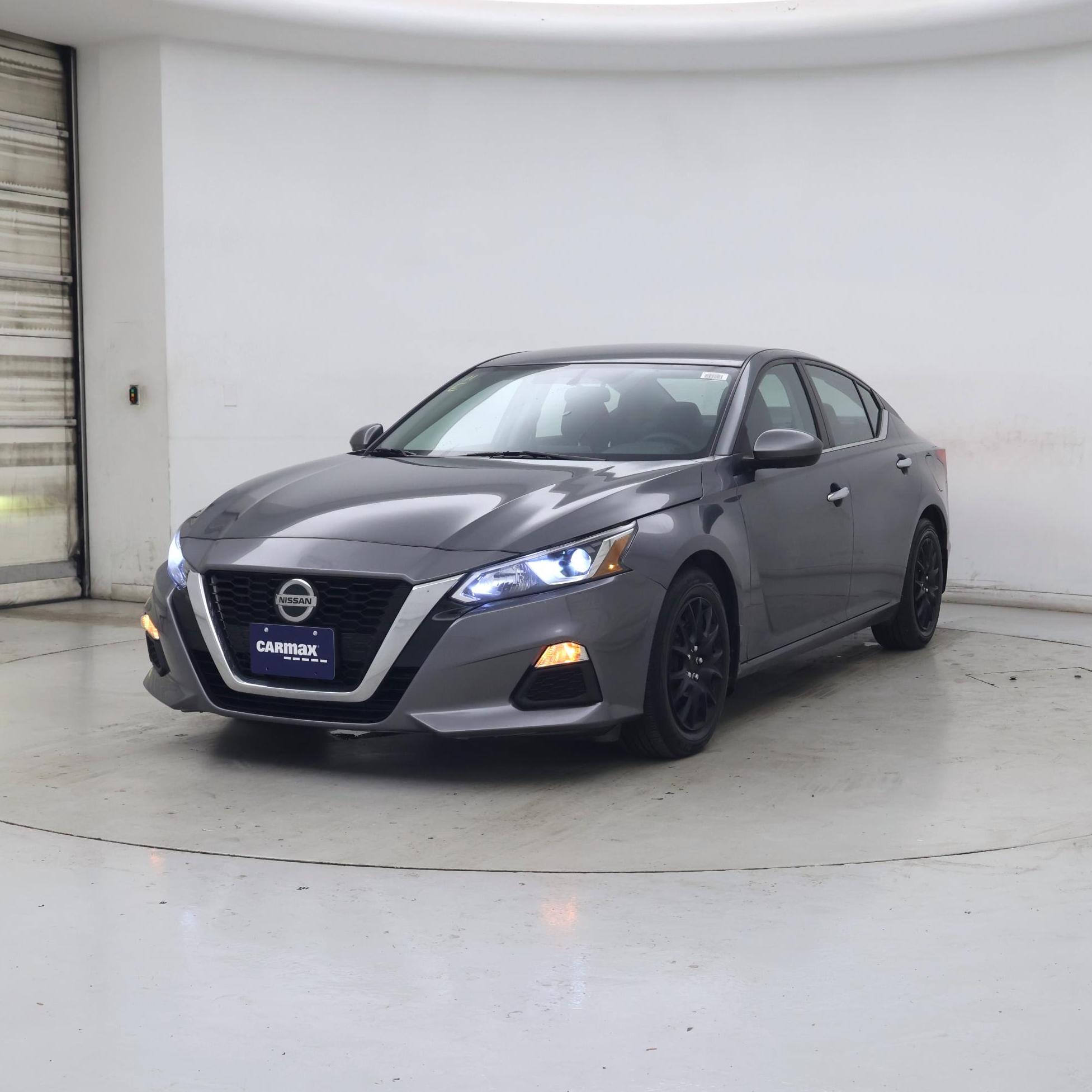 Thumbnail: 2019 Nissan Altima - 4