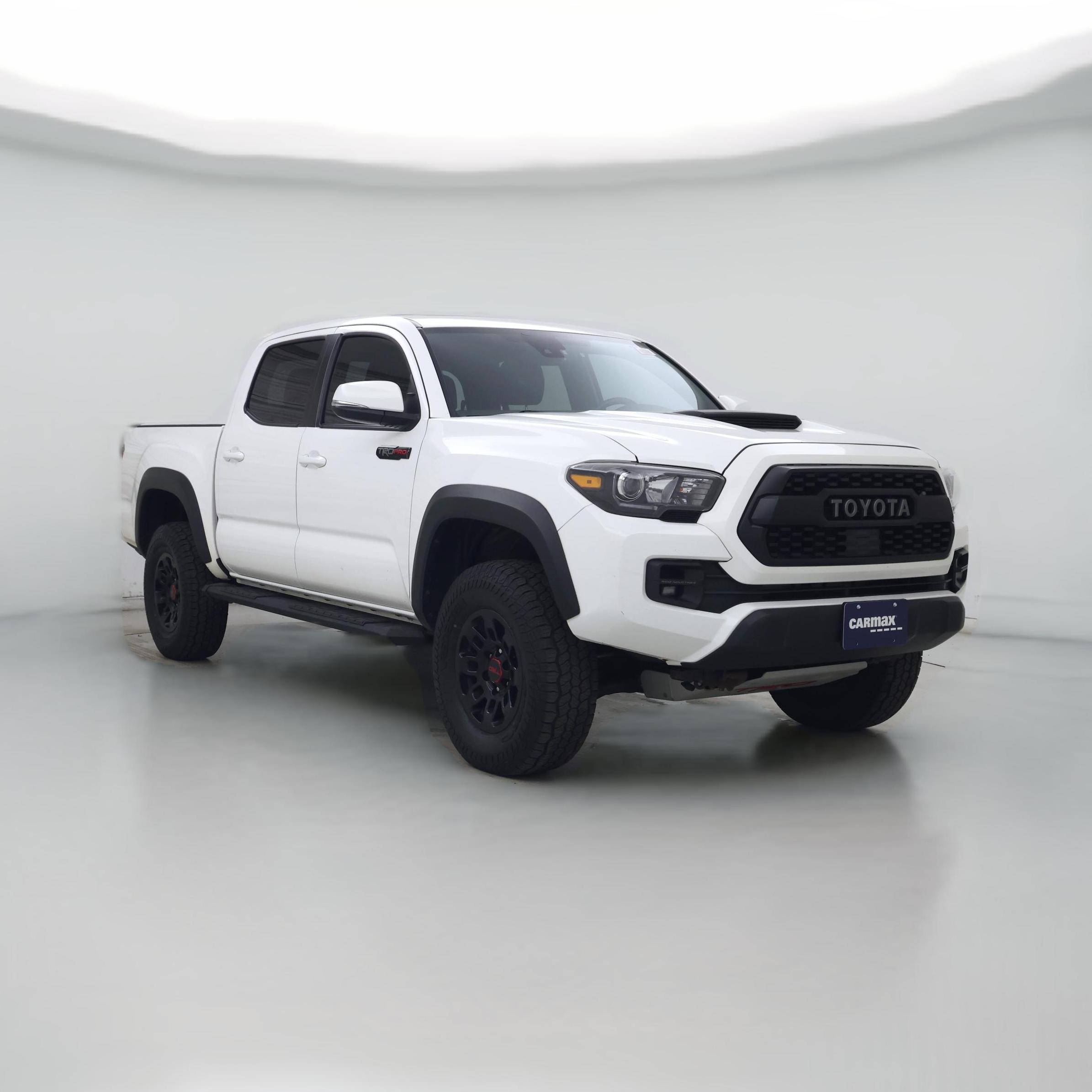 Thumbnail: 2019 Toyota Tacoma - 1