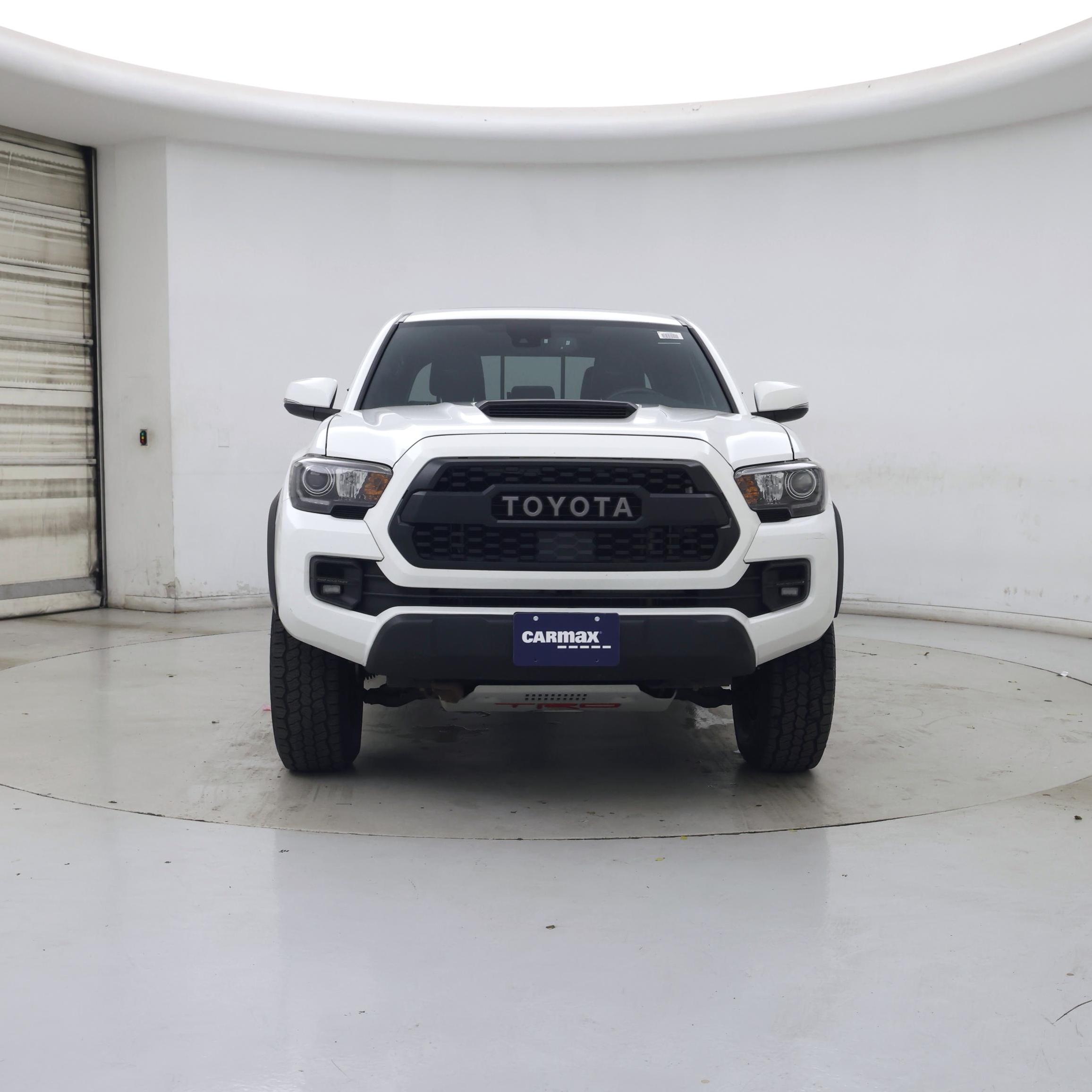 Thumbnail: 2019 Toyota Tacoma - 5