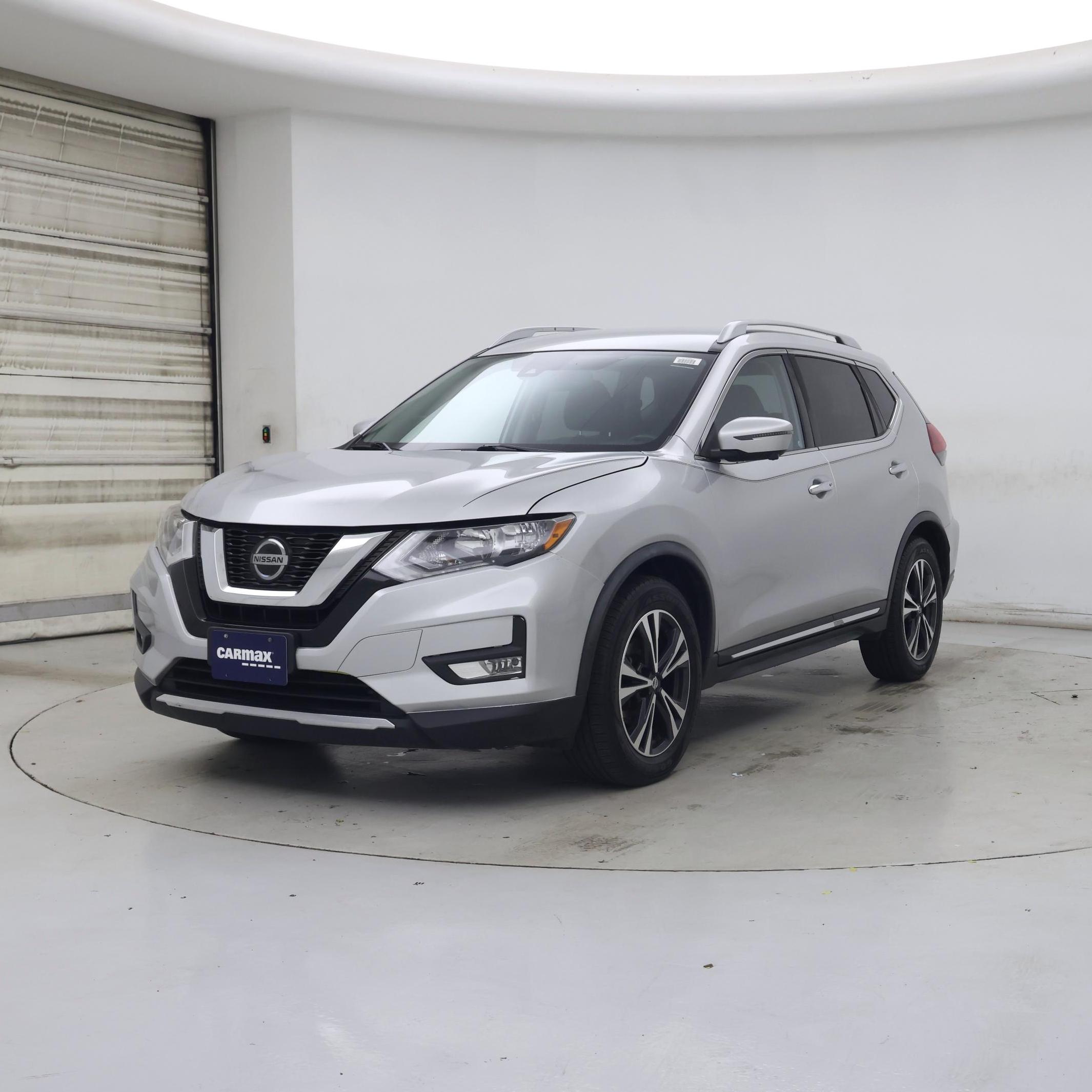 Thumbnail: 2018 Nissan Rogue - 4