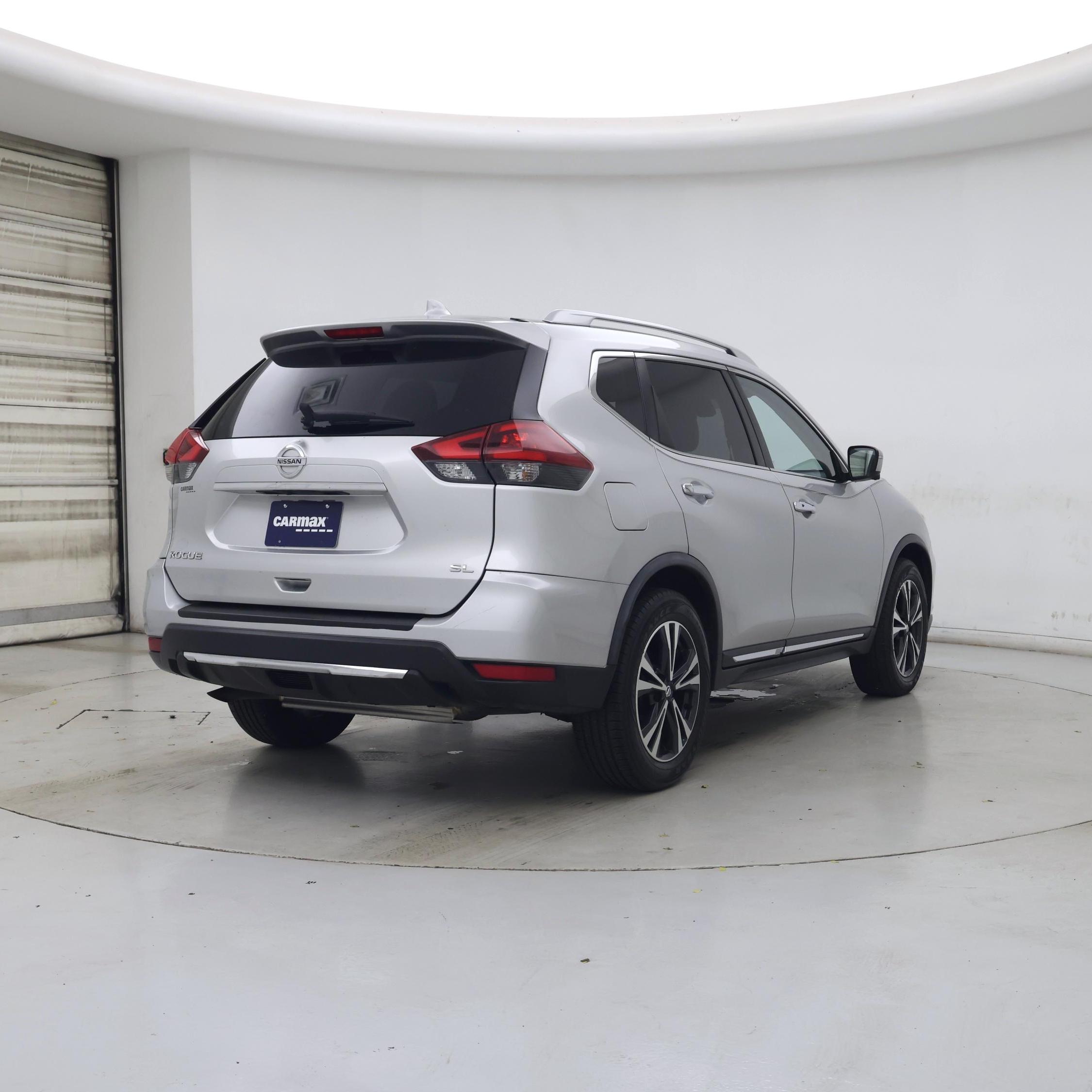Thumbnail: 2018 Nissan Rogue - 8