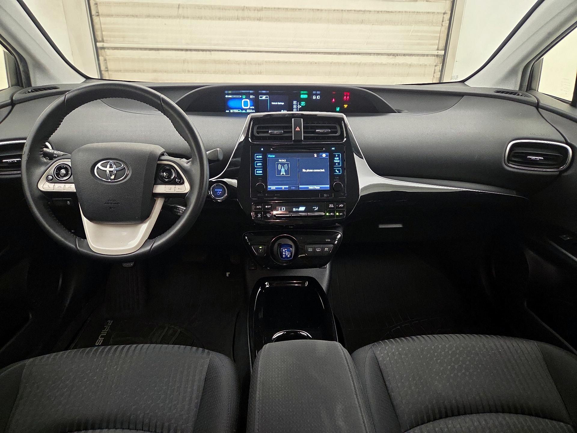 Thumbnail: 2018 Toyota Prius Prime - 9