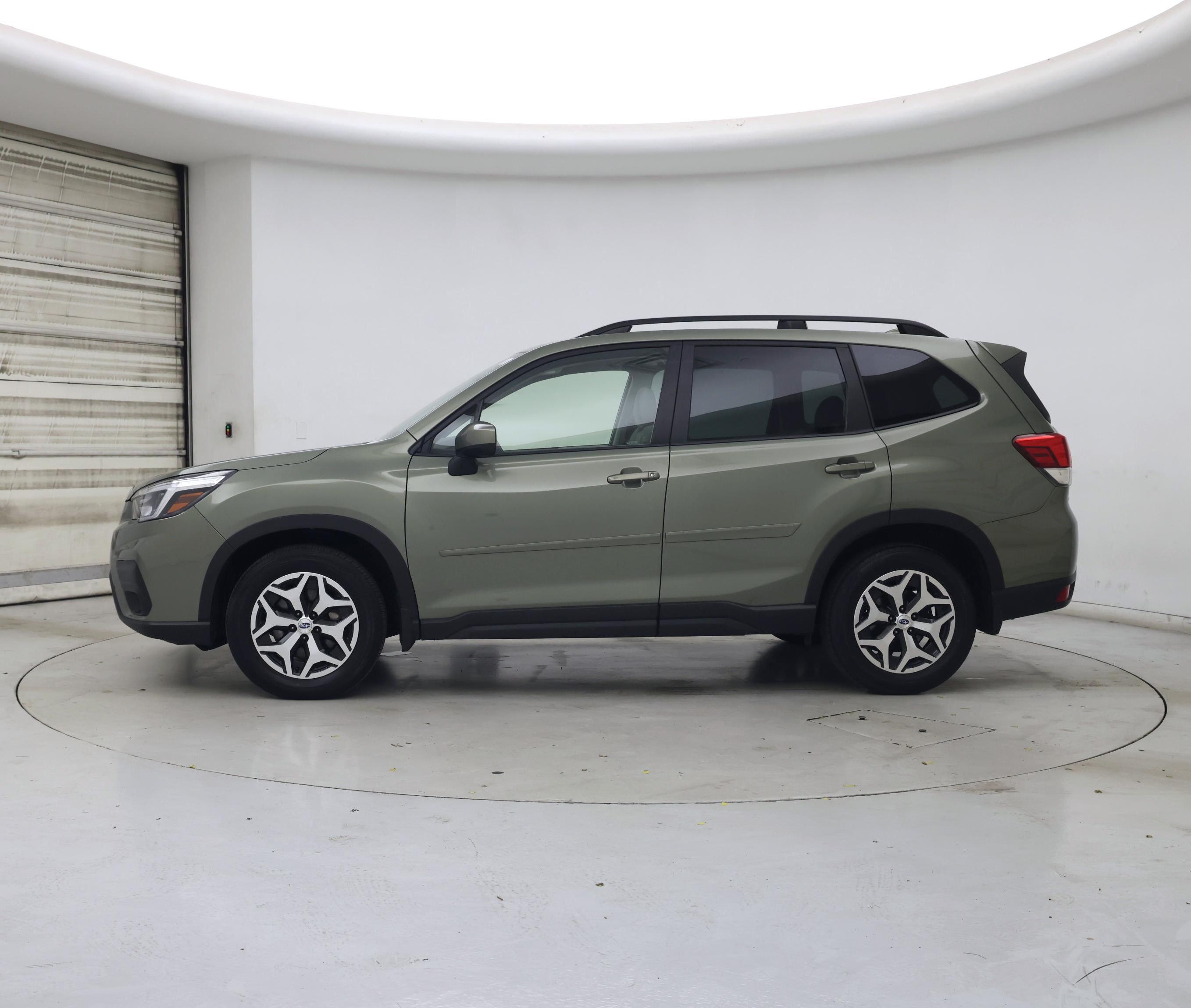 Thumbnail: 2021 Subaru Forester - 3