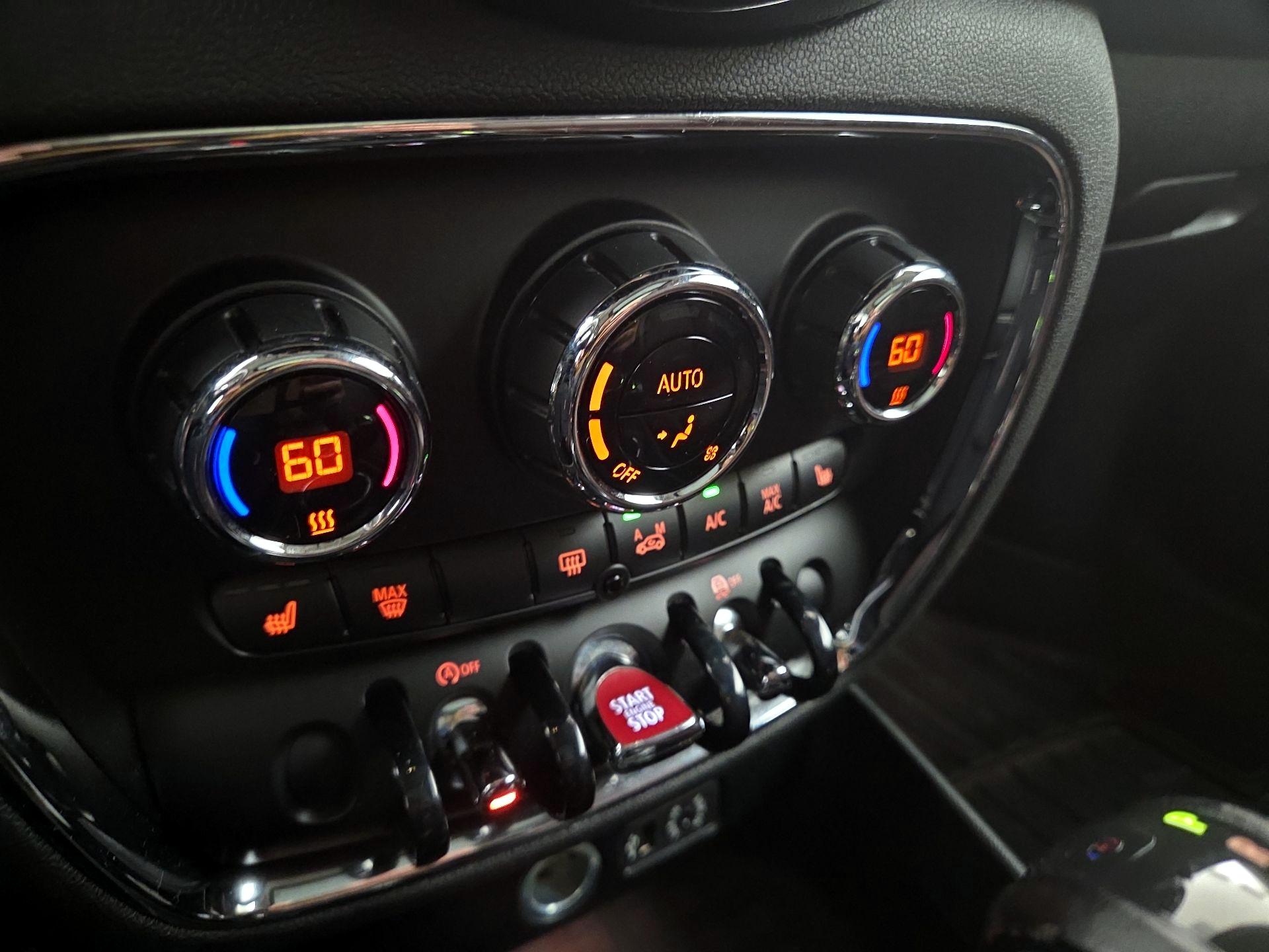Thumbnail: 2017 MINI Cooper Clubman - 17