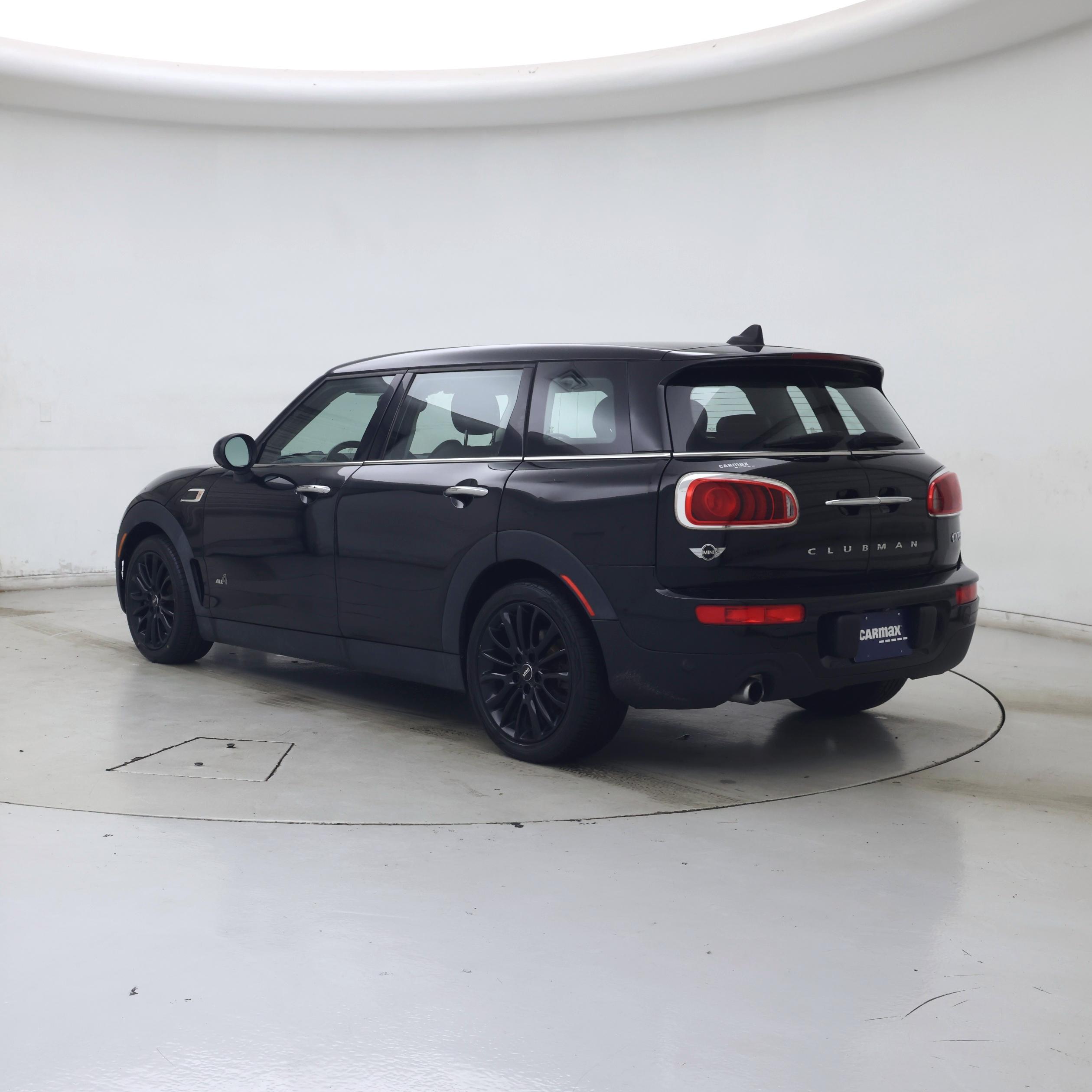 Thumbnail: 2017 MINI Cooper Clubman - 2