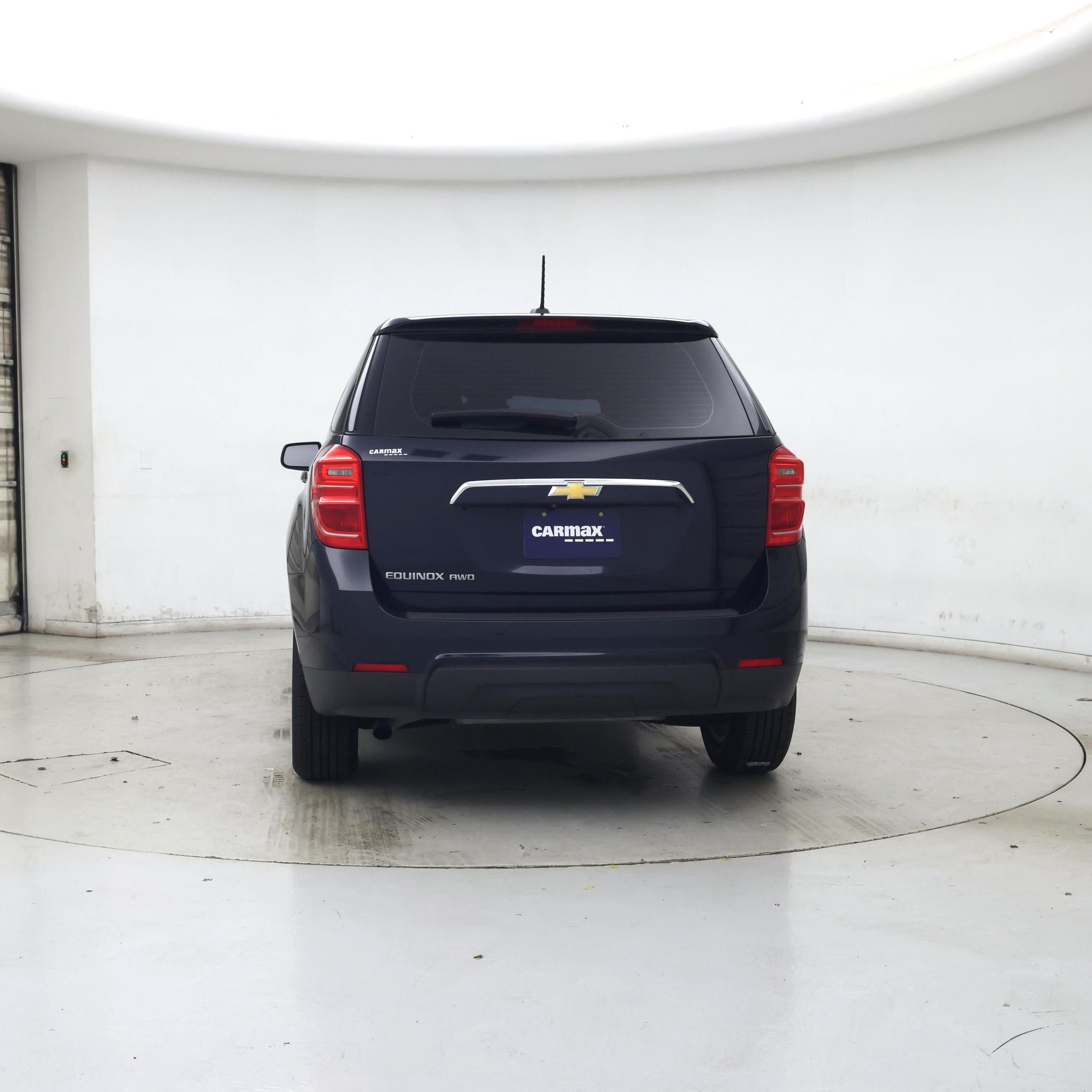 Thumbnail: 2017 Chevrolet Equinox - 6