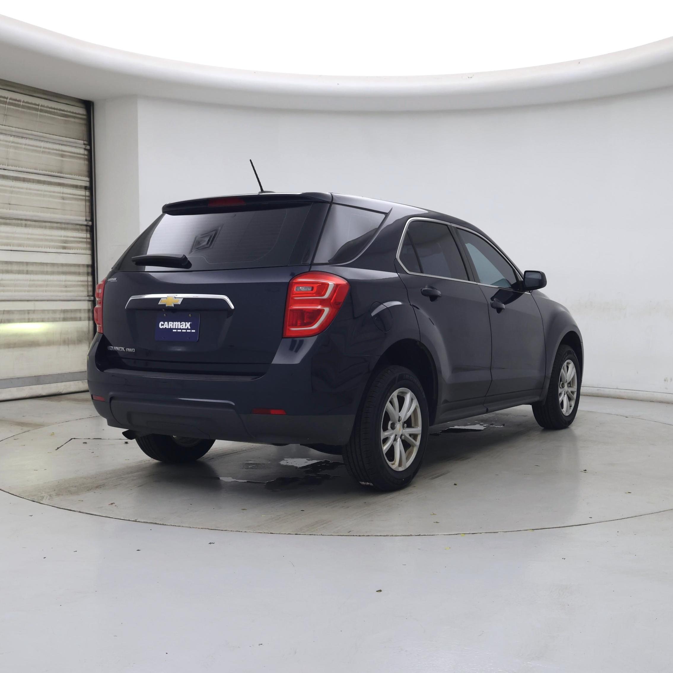 Thumbnail: 2017 Chevrolet Equinox - 8