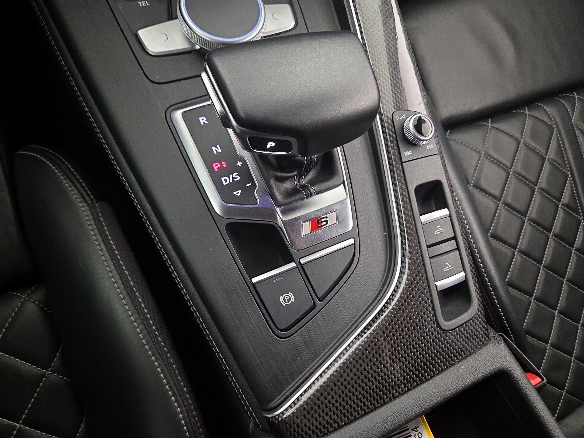Thumbnail: 2018 Audi S5 - 18