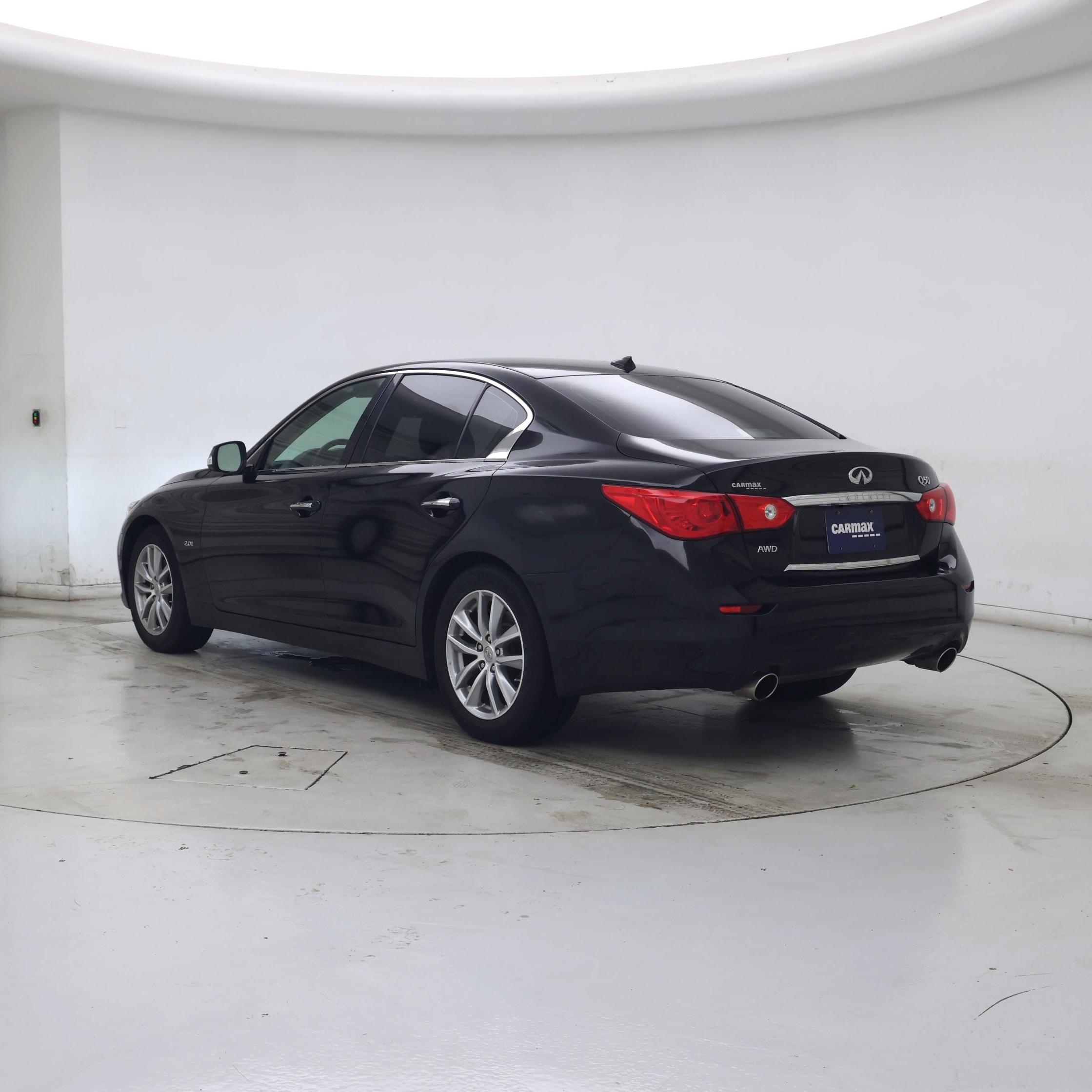 Thumbnail: 2017 INFINITI Q50 - 2
