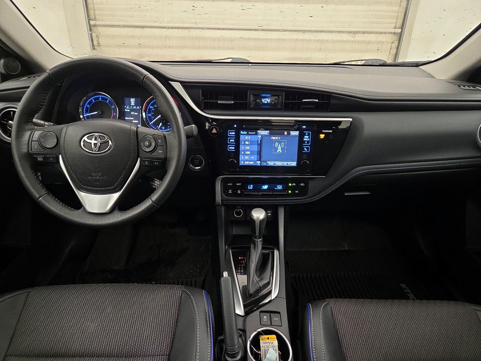 Thumbnail: 2017 Toyota Corolla - 9