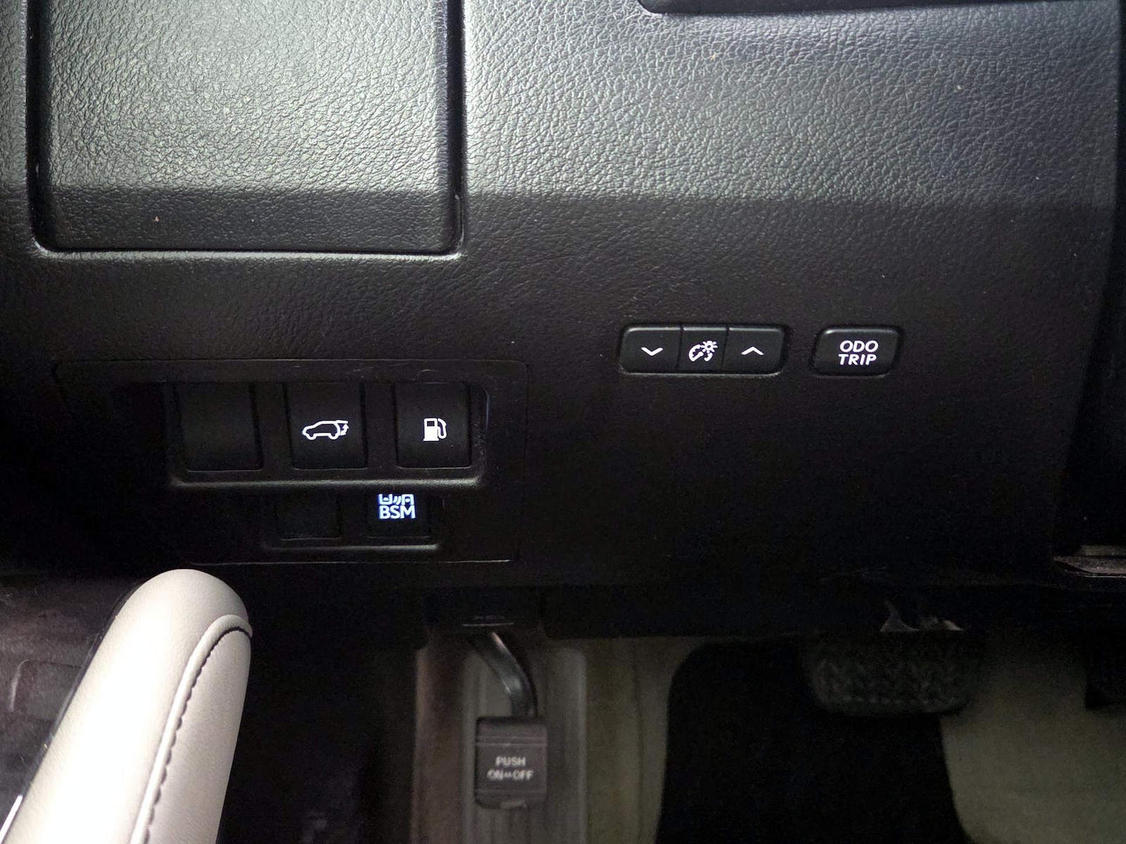 2015 Lexus RX 450h - Photo 14
