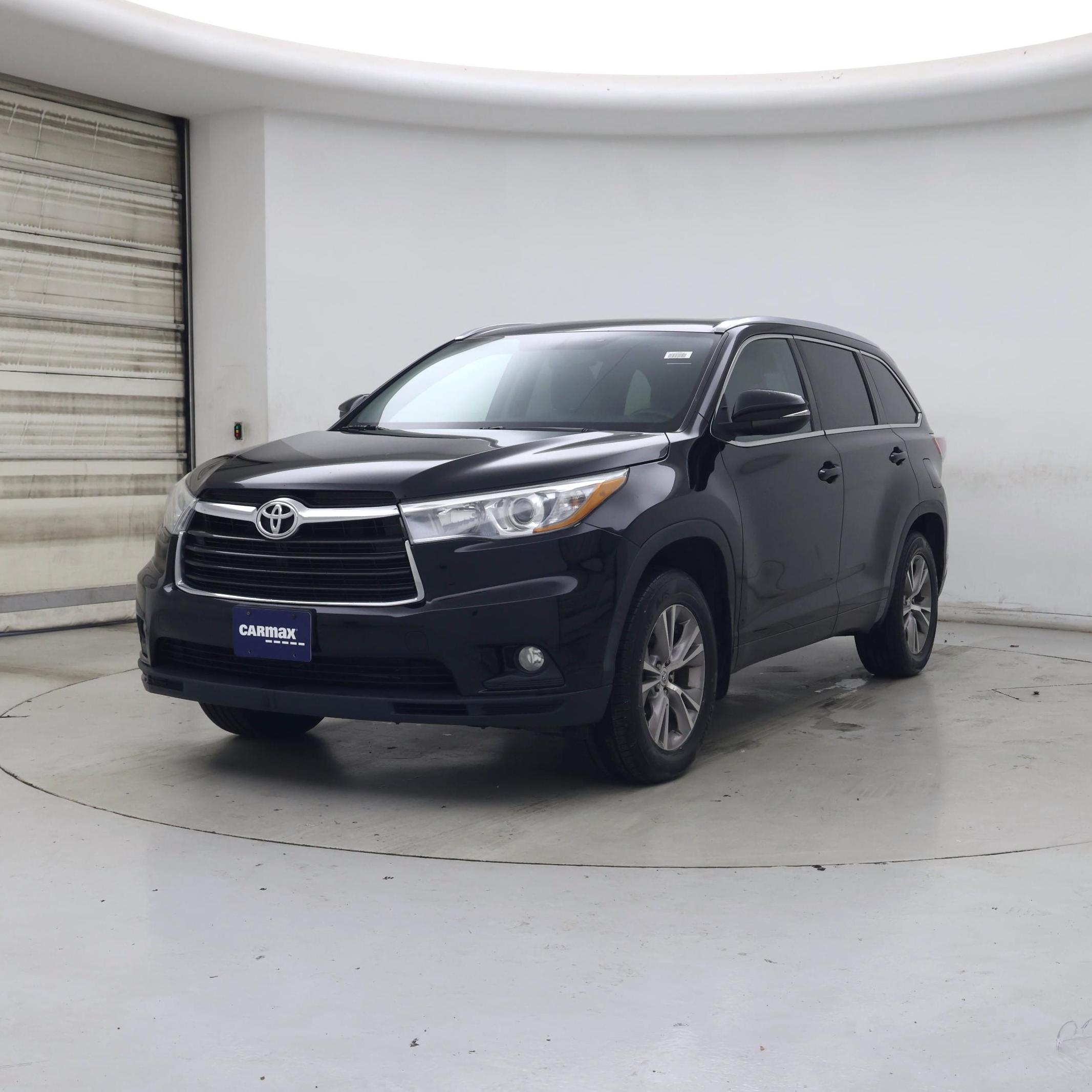 Thumbnail: 2015 Toyota Highlander - 4