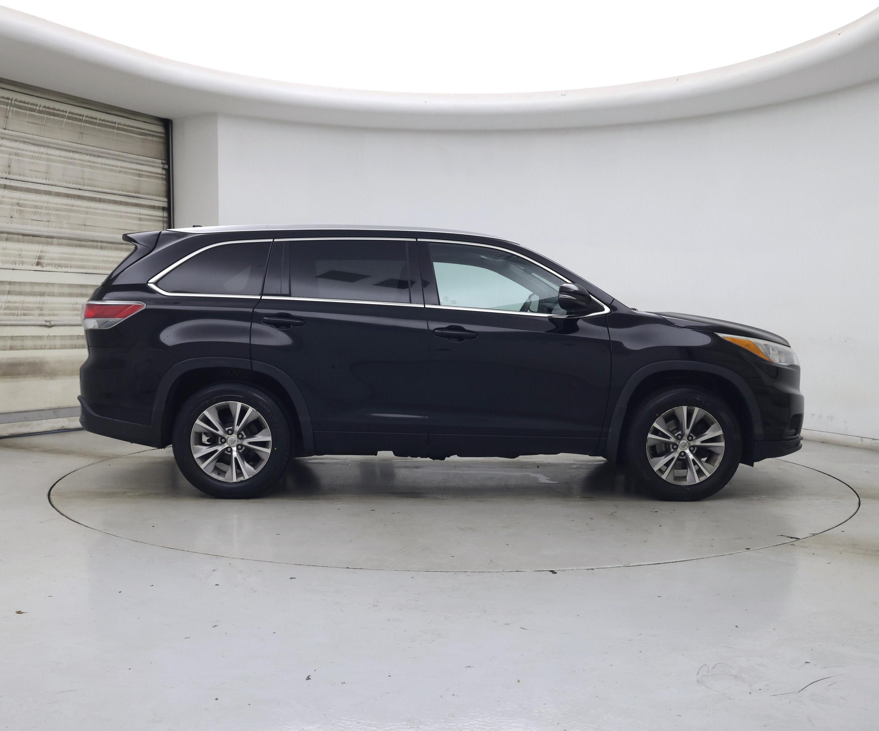 Thumbnail: 2015 Toyota Highlander - 7