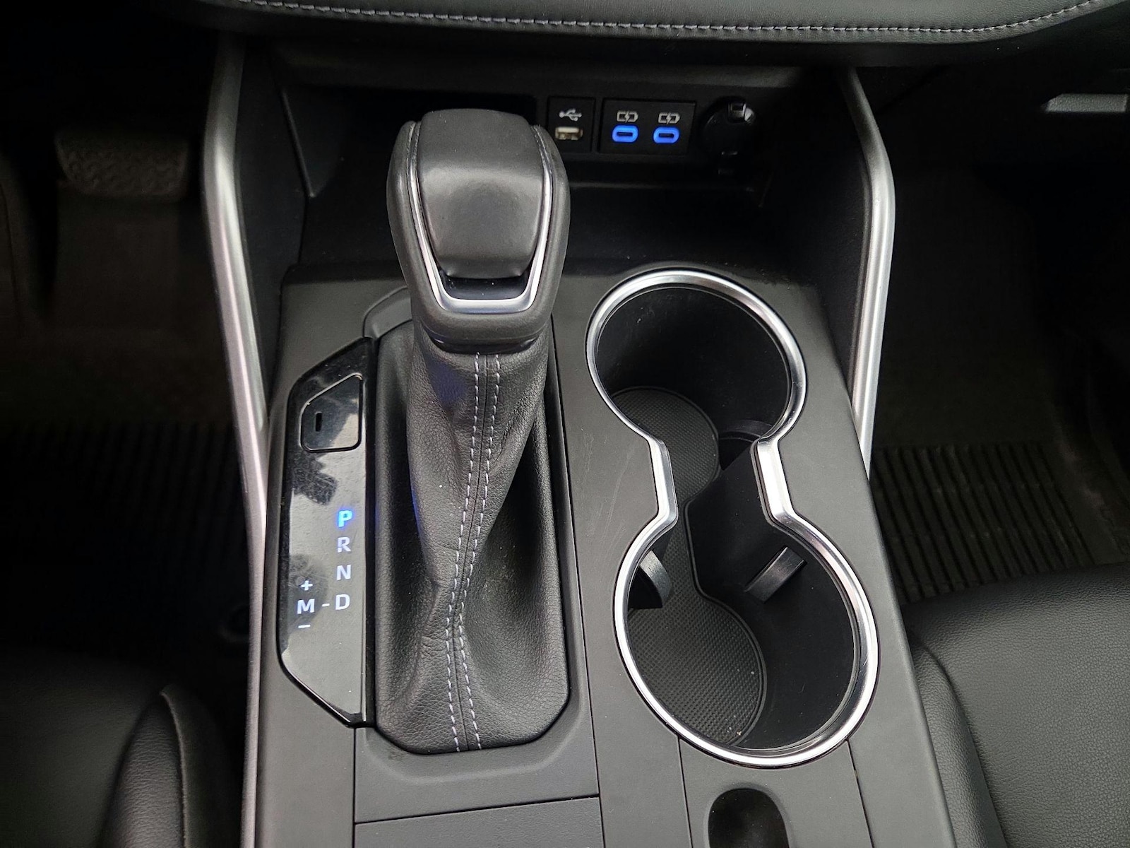 2022 Toyota Highlander XLE - Photo 18