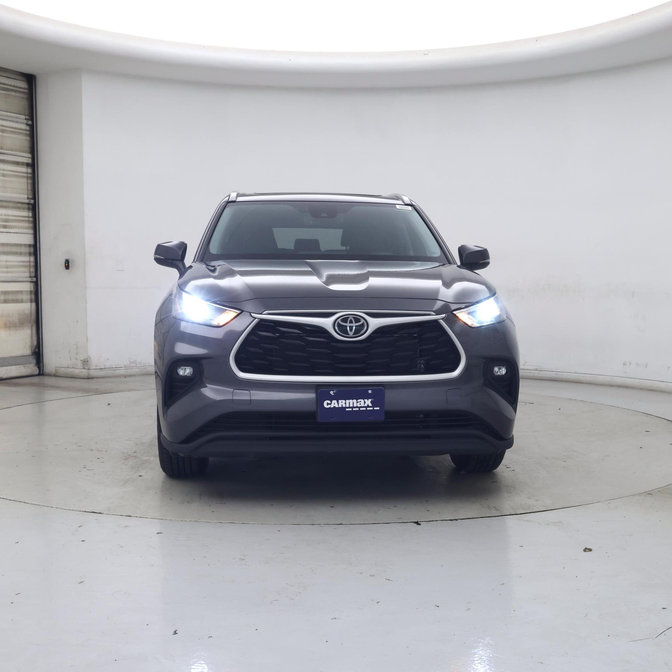 Thumbnail: 2022 Toyota Highlander - 5