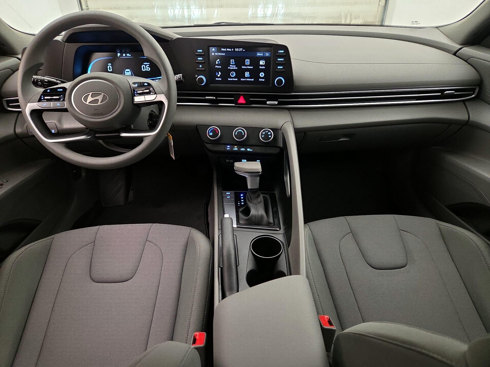 Thumbnail: 2025 Hyundai Elantra - 9
