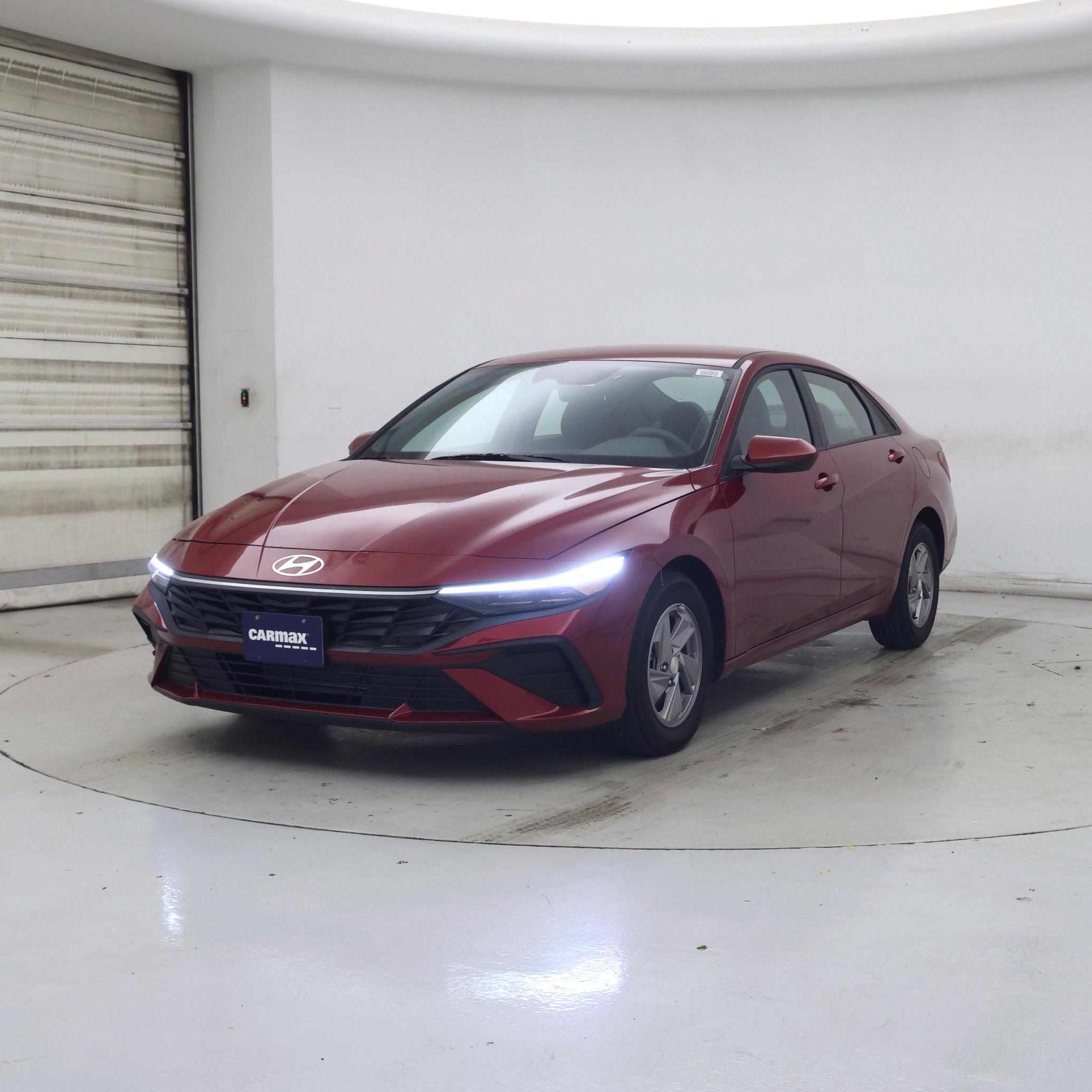 Thumbnail: 2025 Hyundai Elantra - 4