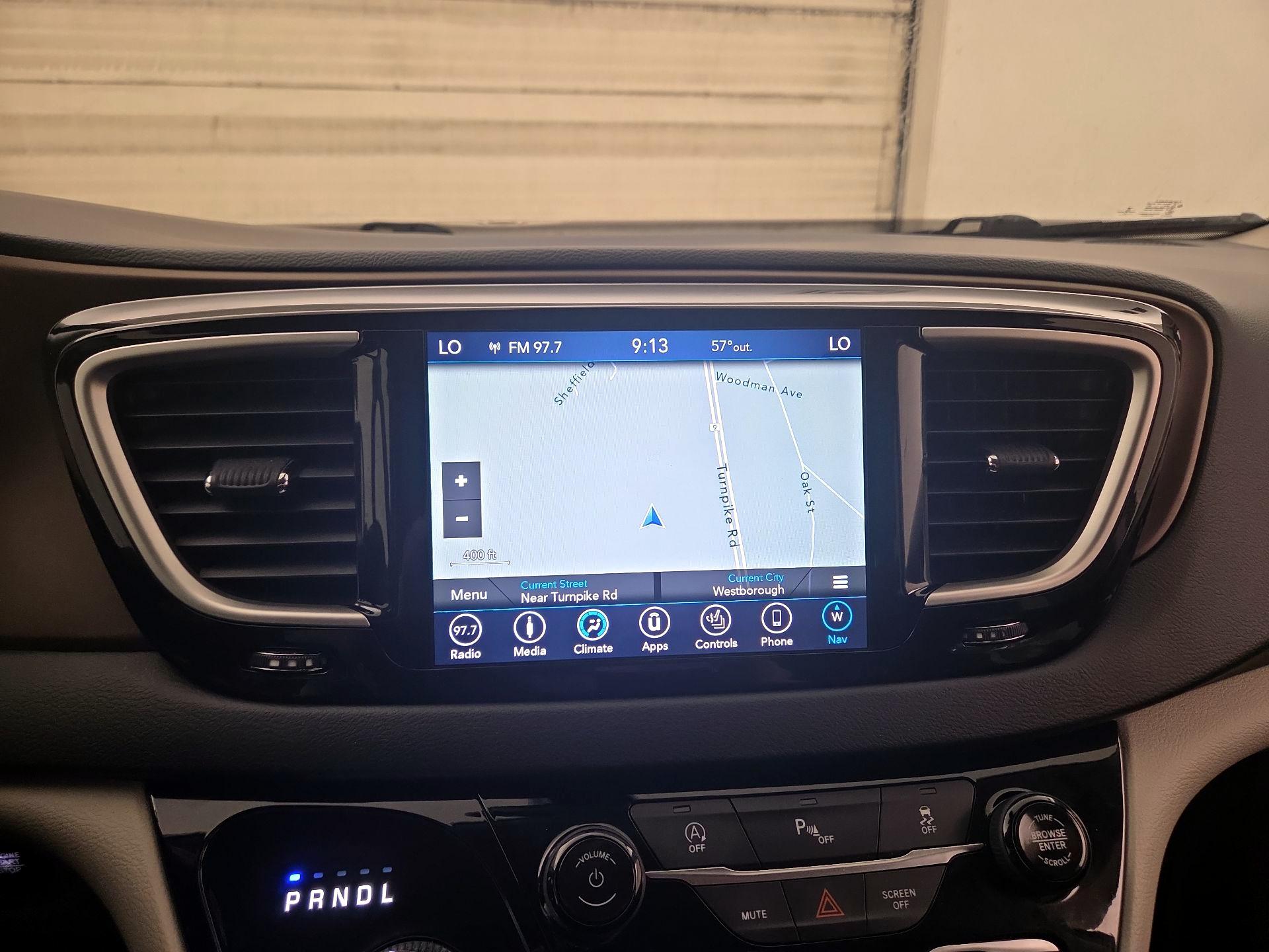 Thumbnail: 2019 Chrysler Pacifica - 14