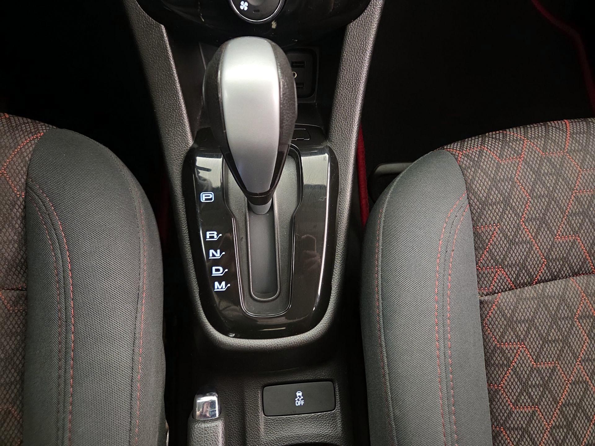 Thumbnail: 2017 Chevrolet Sonic - 17