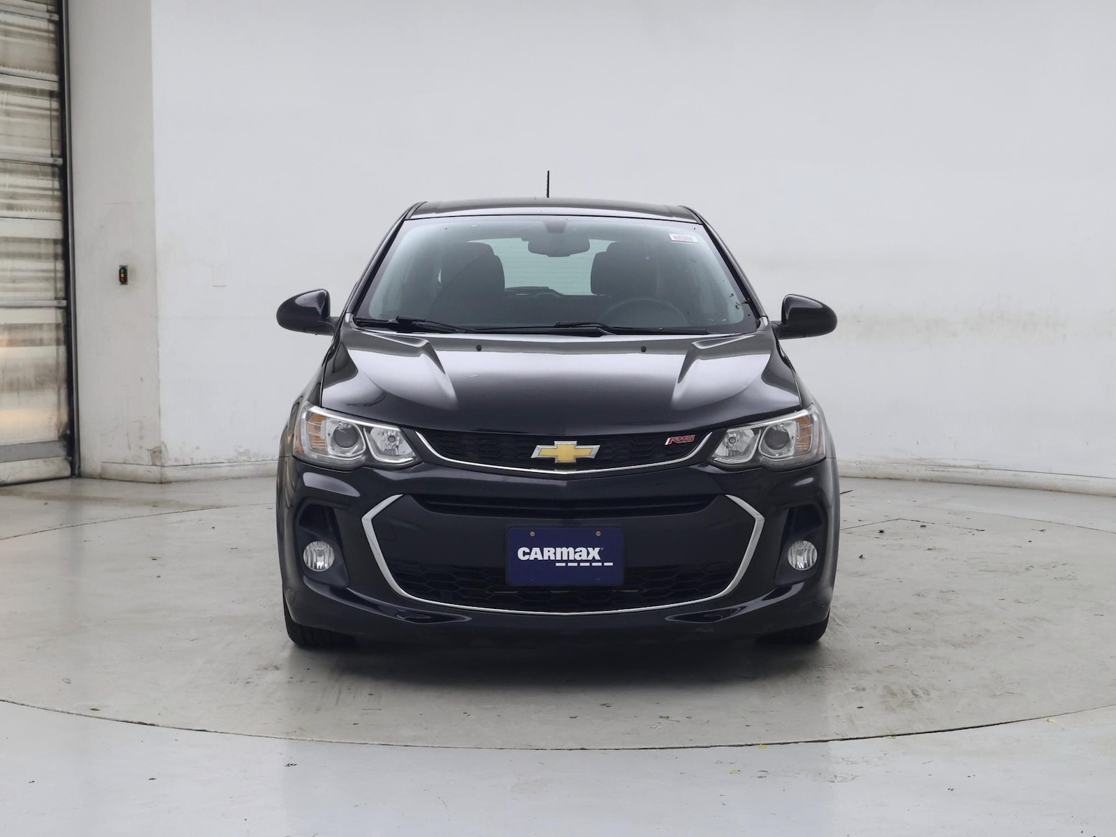 2017 Chevrolet Sonic LT - Photo 6