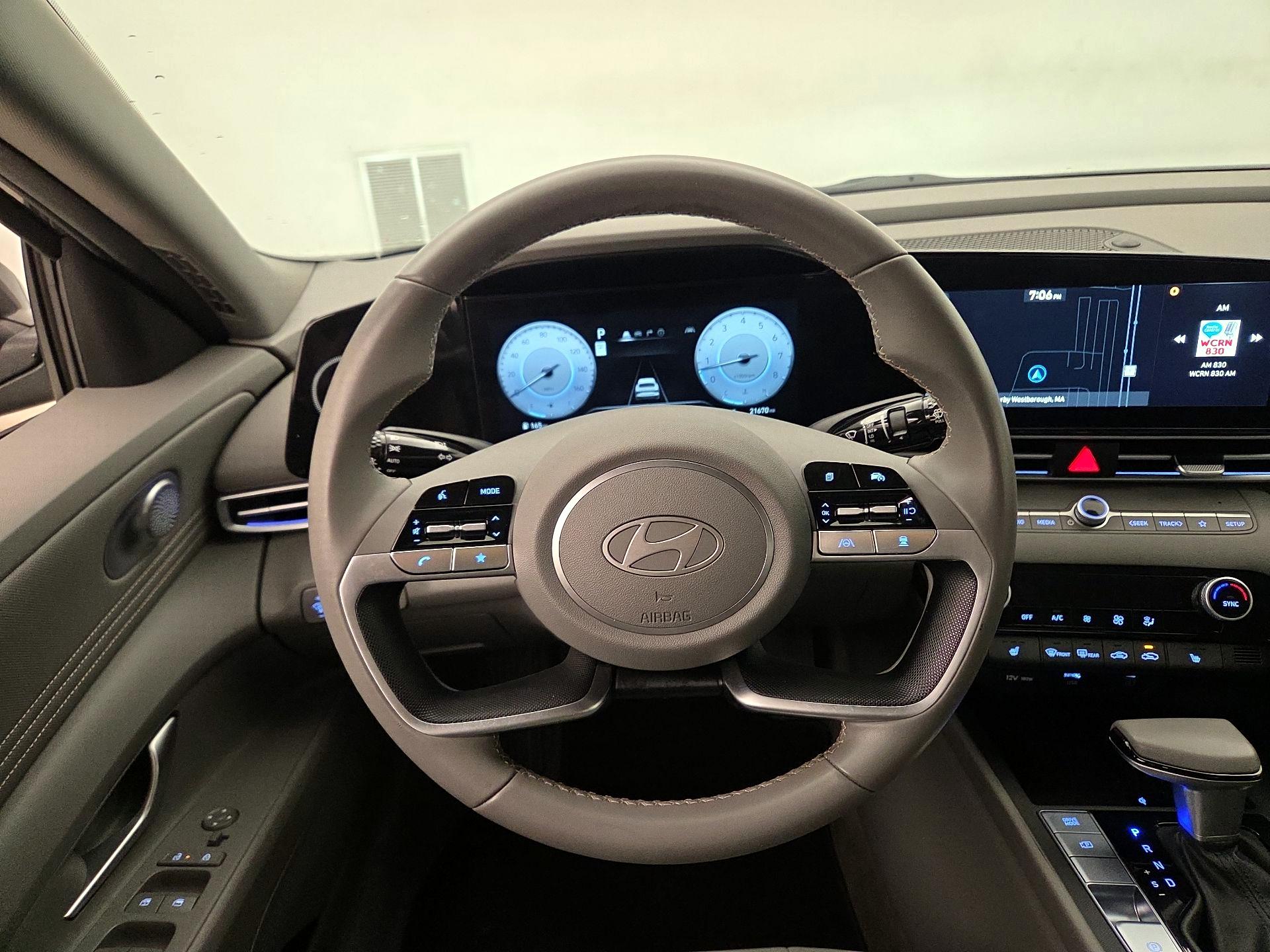 Thumbnail: 2024 Hyundai Elantra - 10