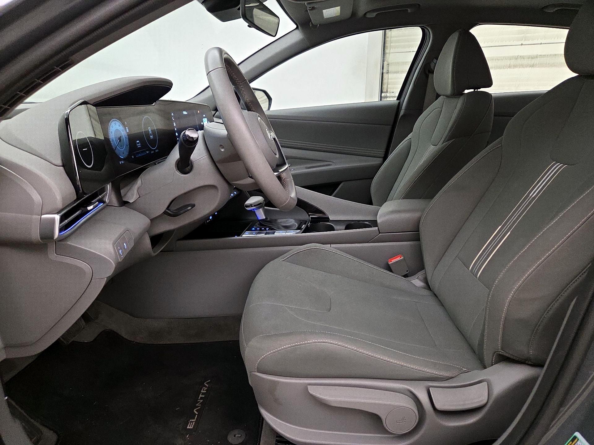 Thumbnail: 2024 Hyundai Elantra - 11
