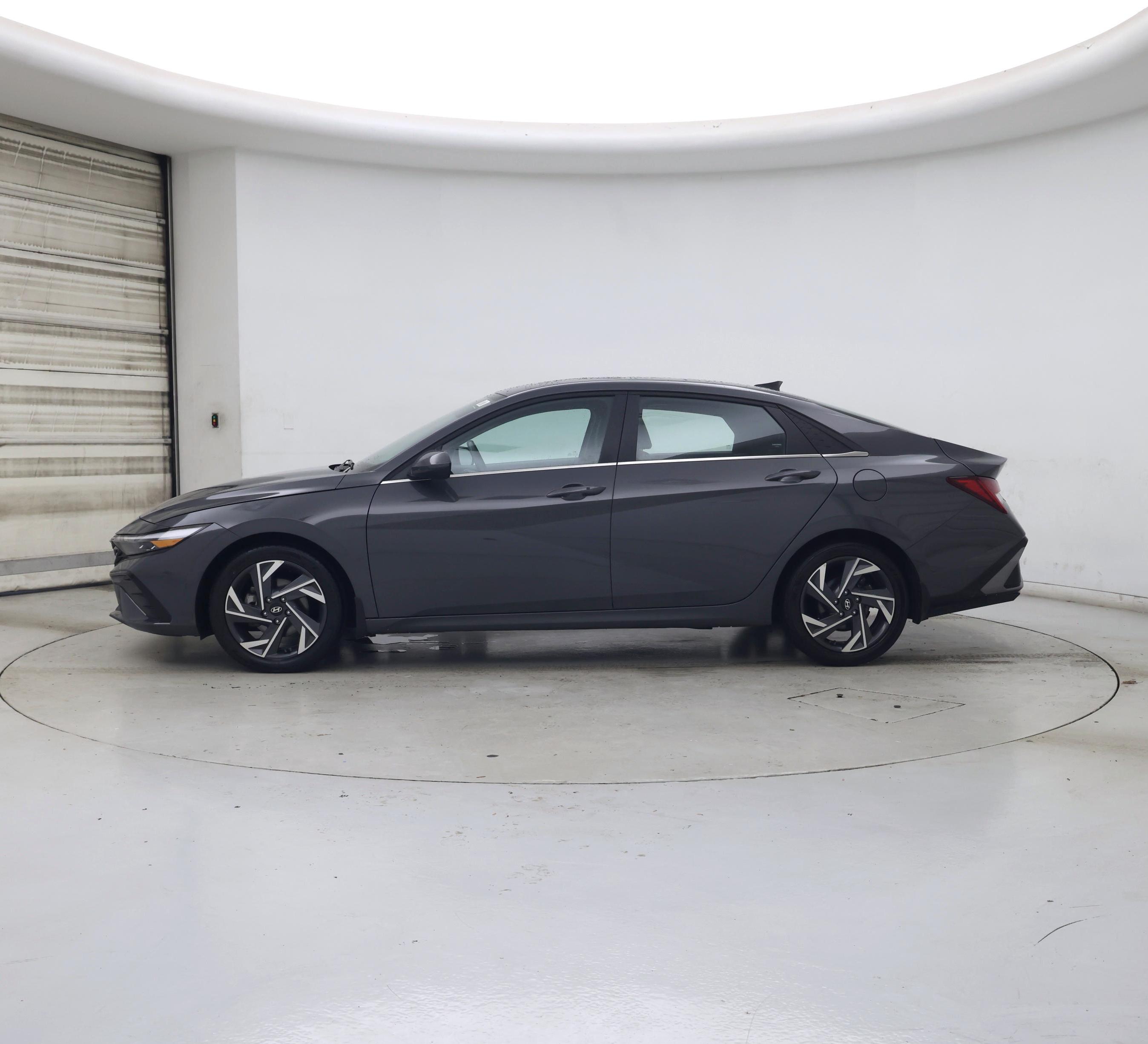 Thumbnail: 2024 Hyundai Elantra - 3
