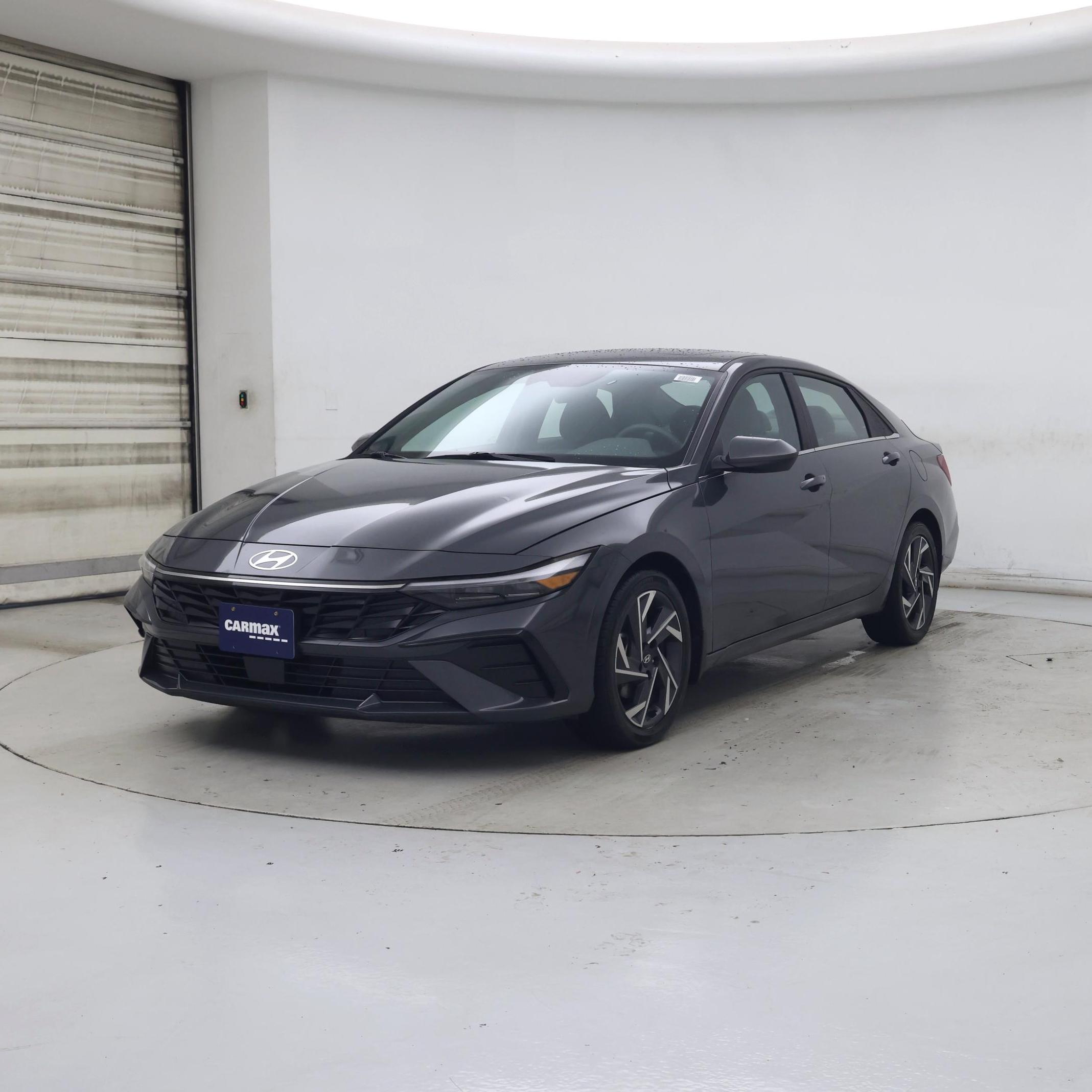 Thumbnail: 2024 Hyundai Elantra - 4