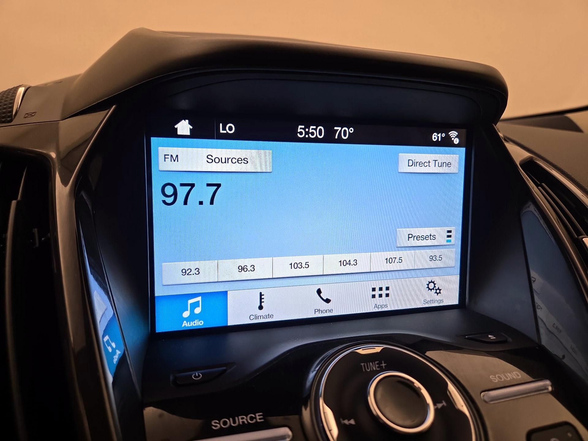 Thumbnail: 2016 Ford Escape - 15