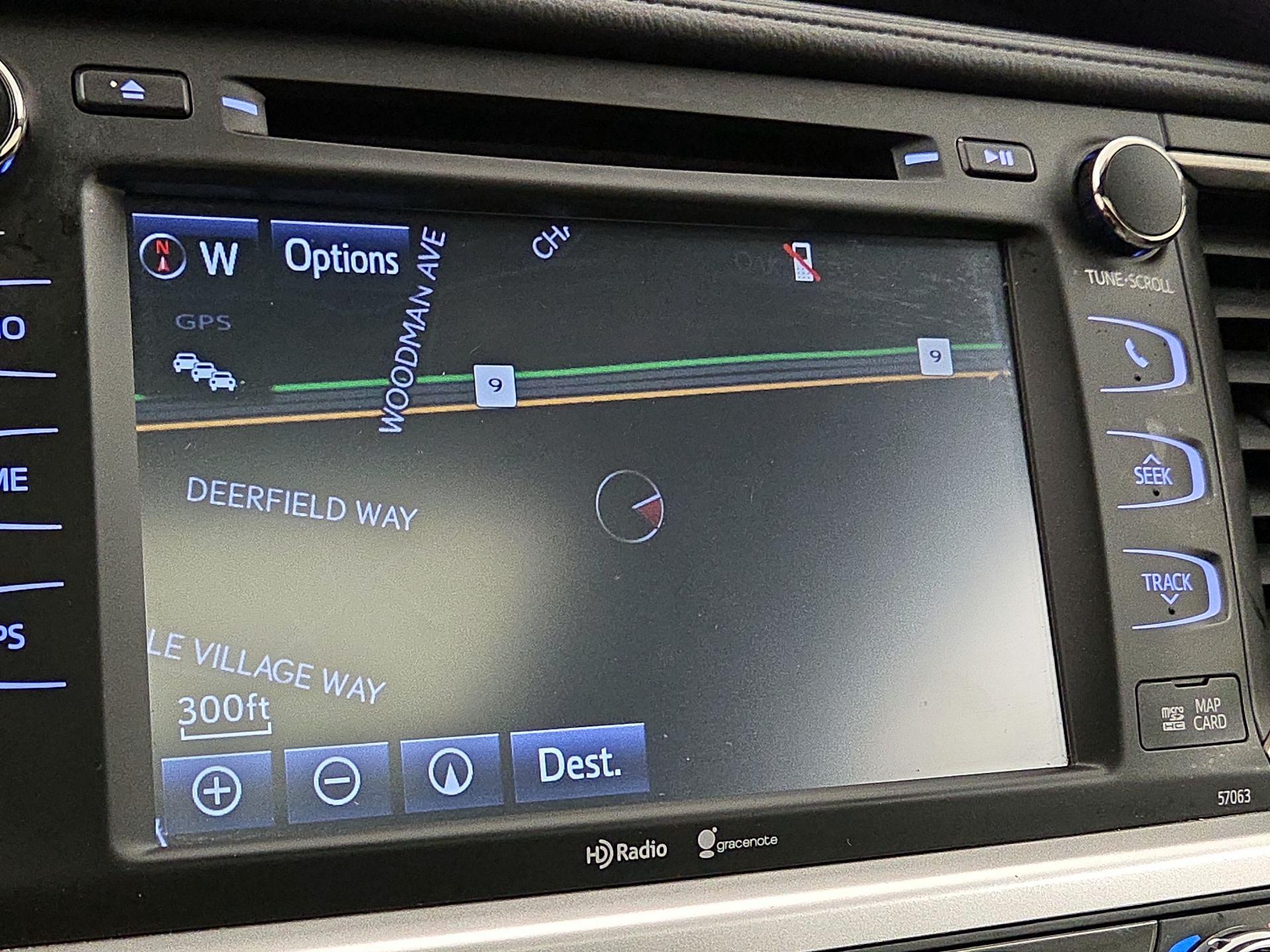Thumbnail: 2015 Toyota Highlander - 14