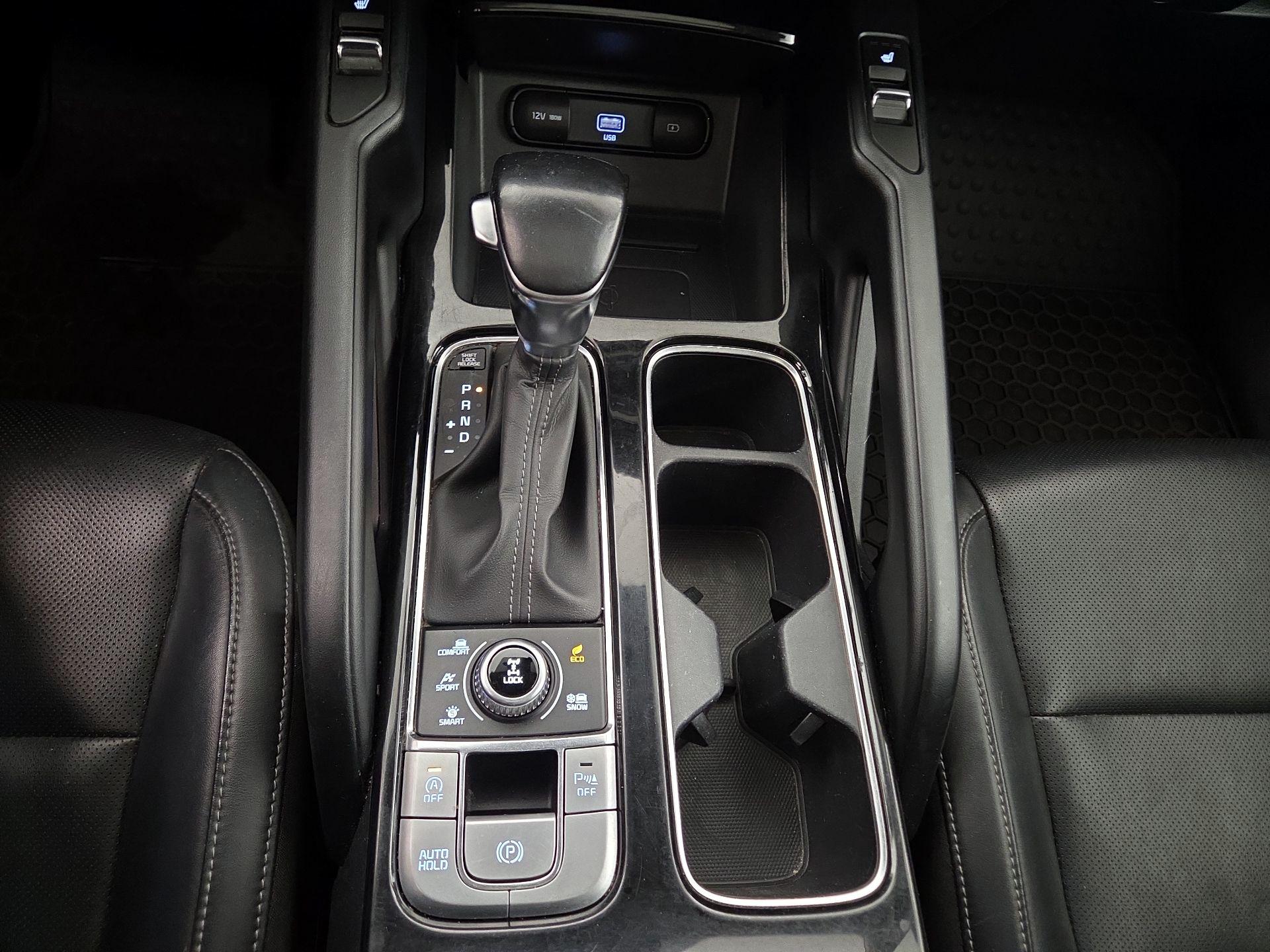 Thumbnail: 2022 Kia Telluride - 18