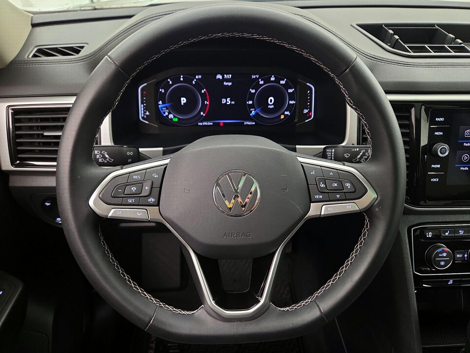 Thumbnail: 2022 Volkswagen Atlas - 10