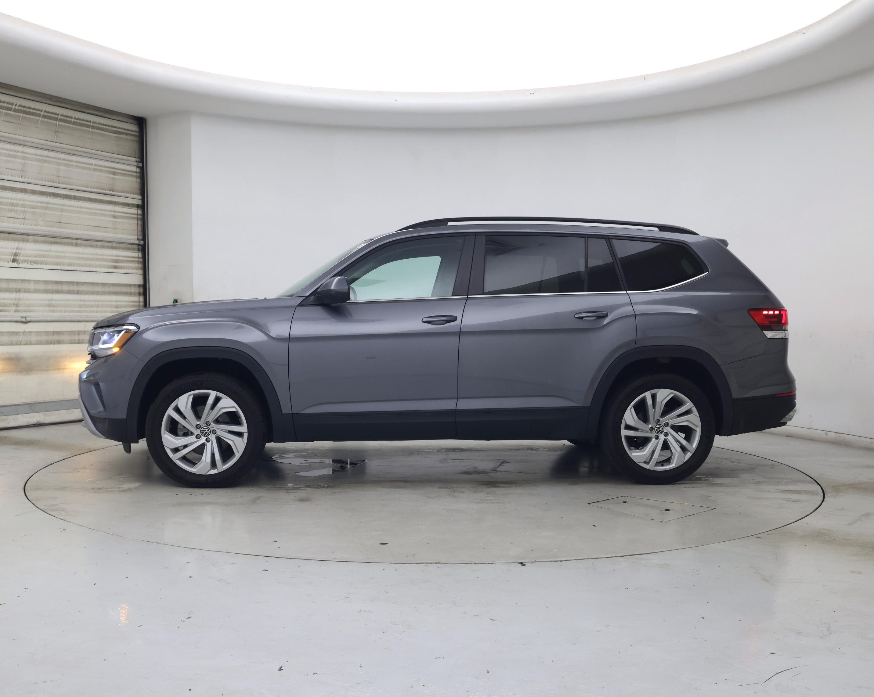 Thumbnail: 2022 Volkswagen Atlas - 3
